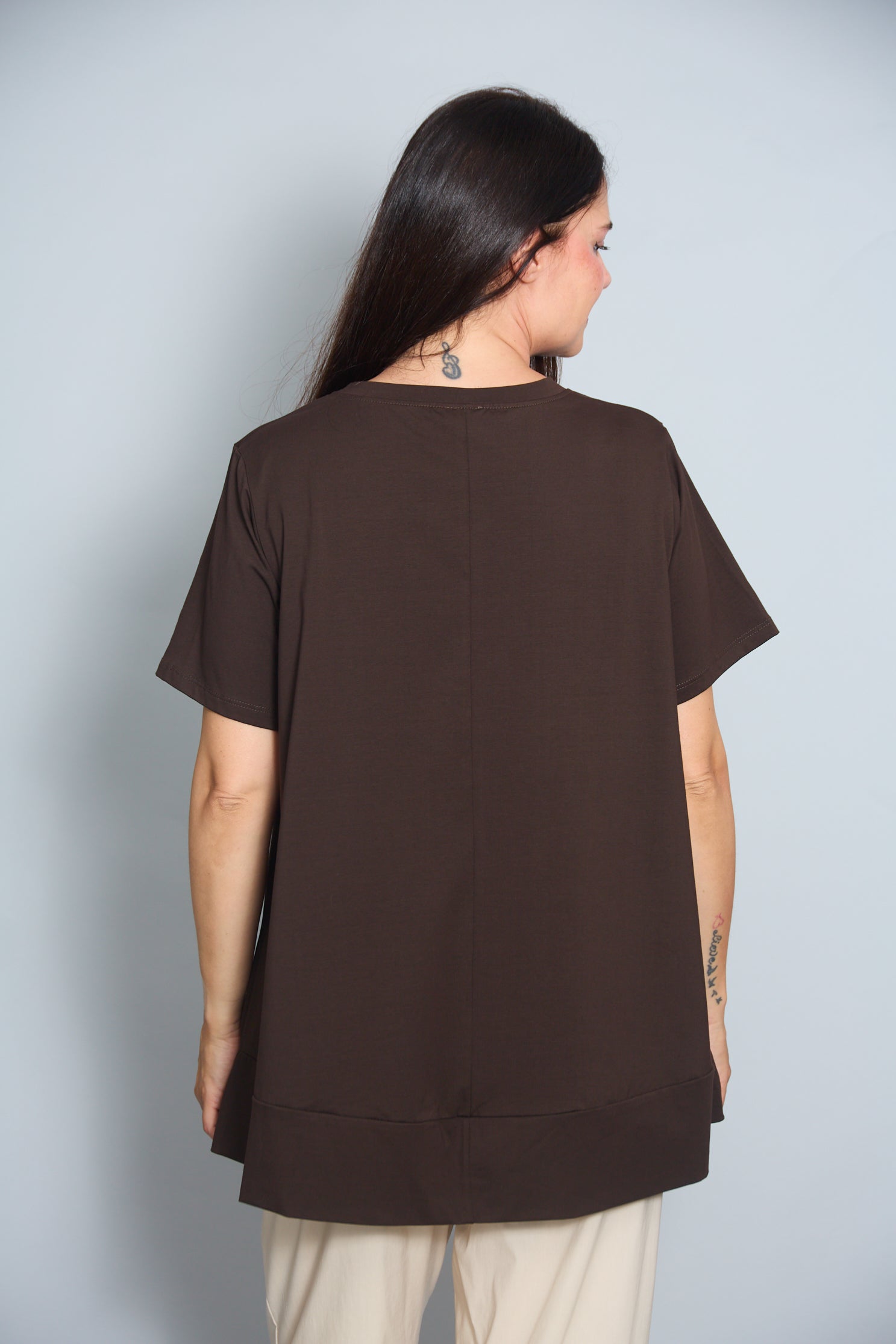 Camiseta Modelo Zante Marrón