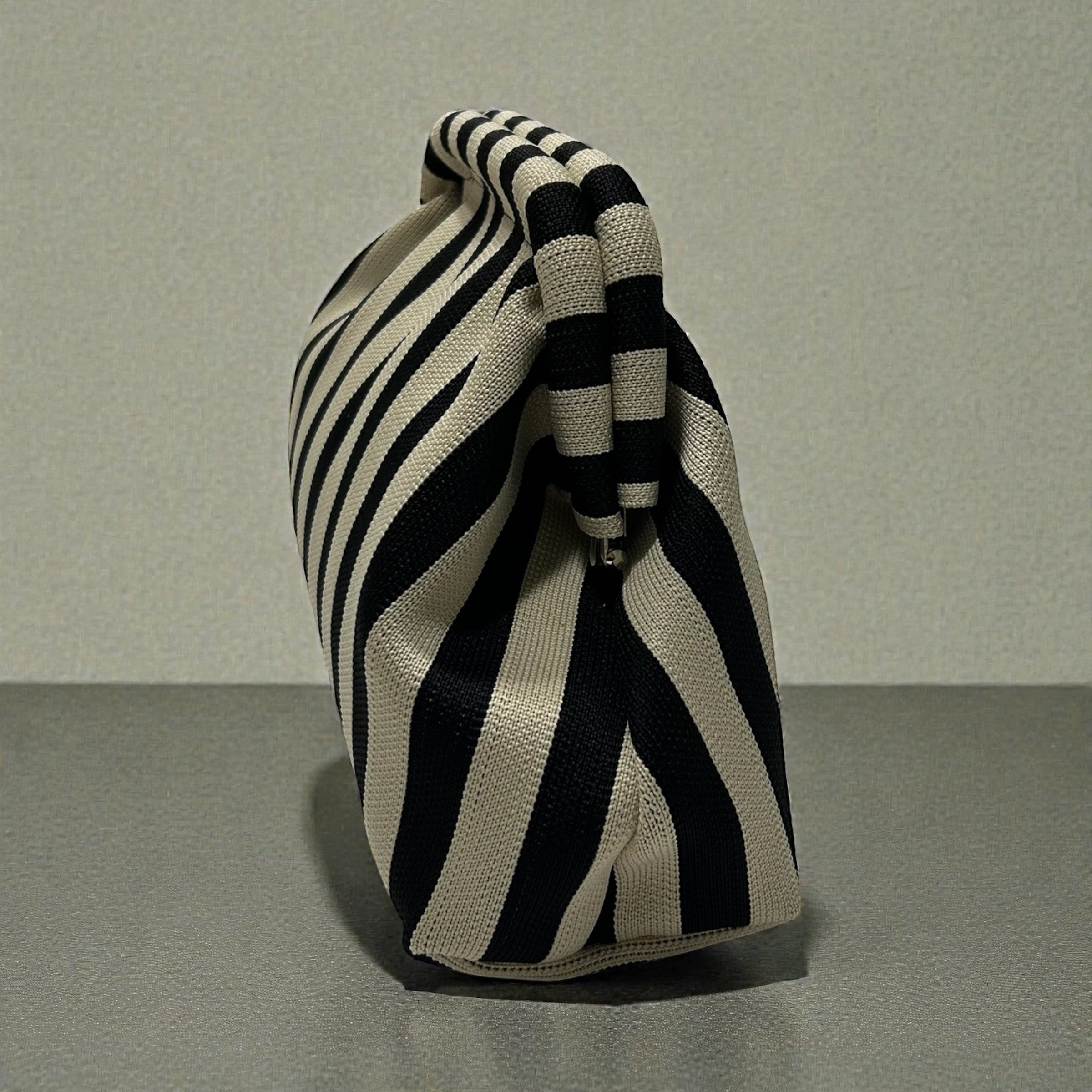 Bolso Margherita Rayas Negras