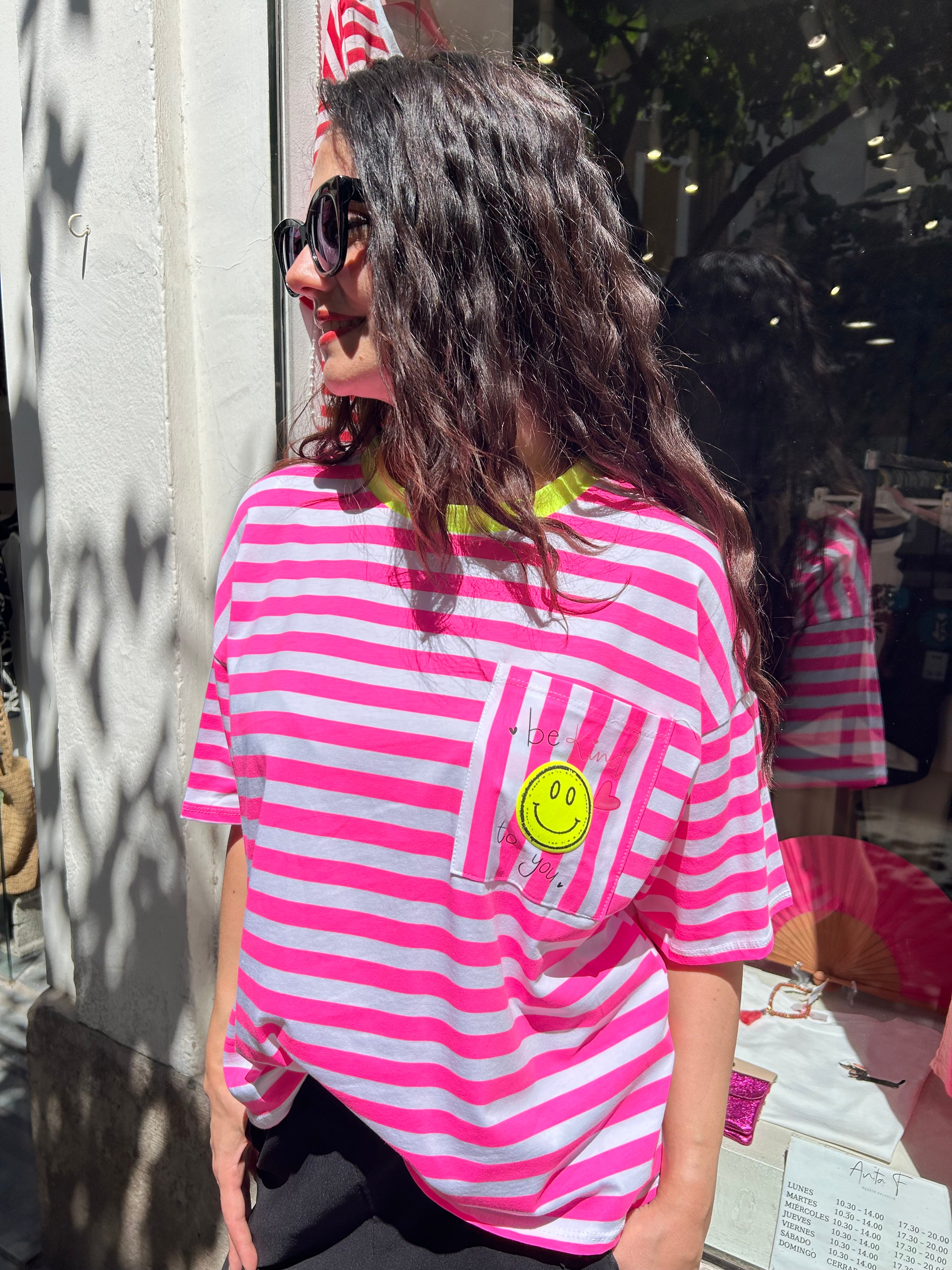 Camiseta Smile Fucsia