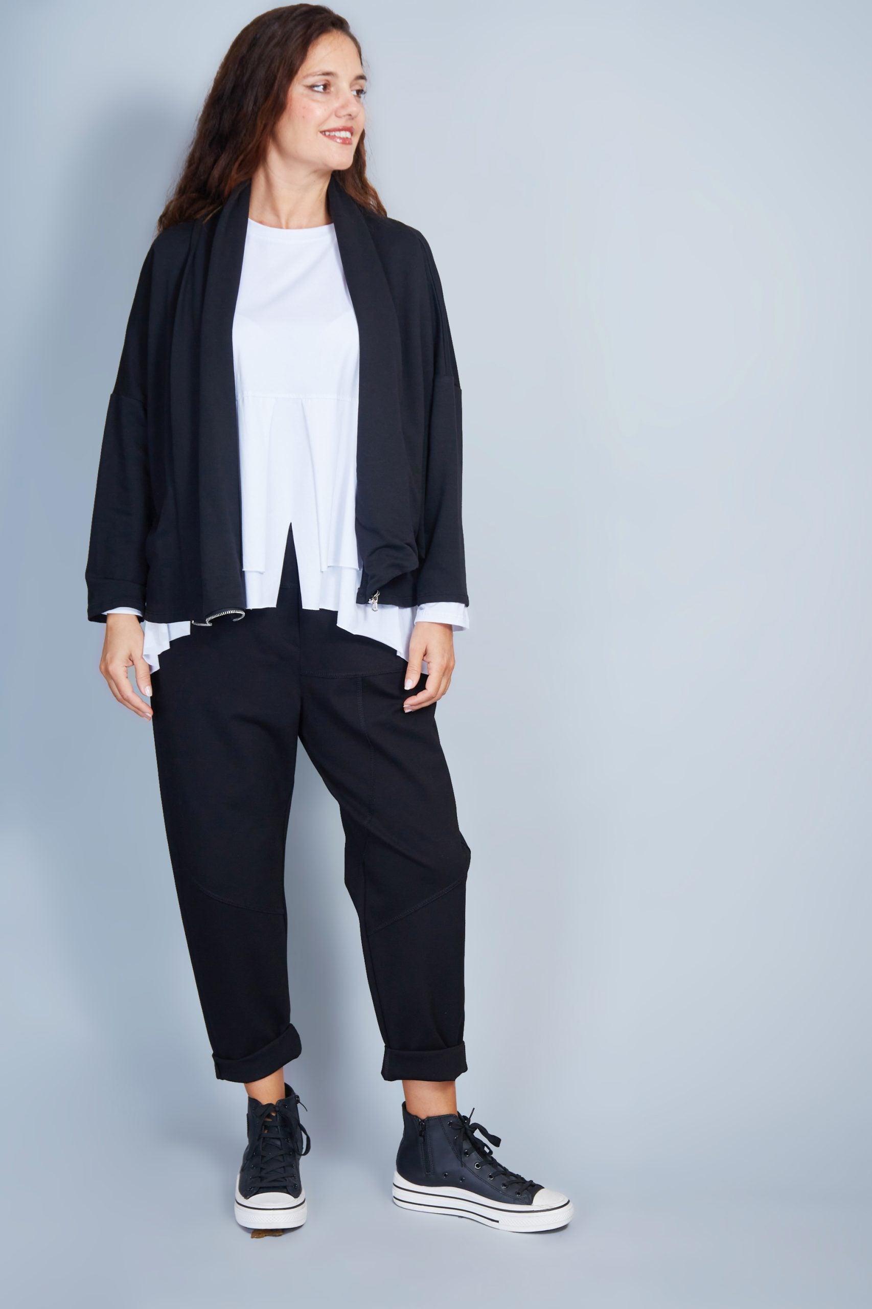 Chaqueta Modelo Helena Color Negro