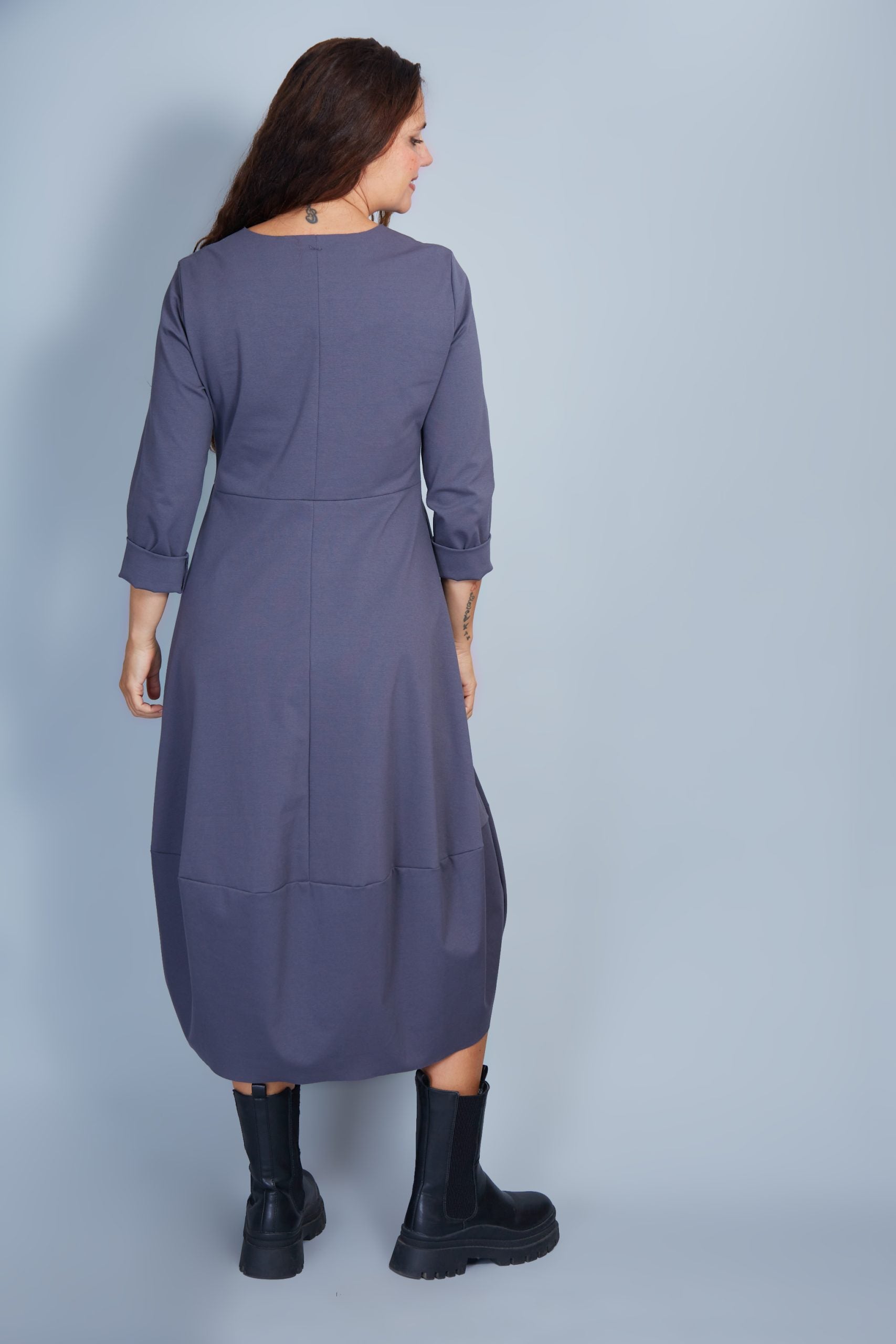 Vestido Modelo Nahir Color Gris Plomo