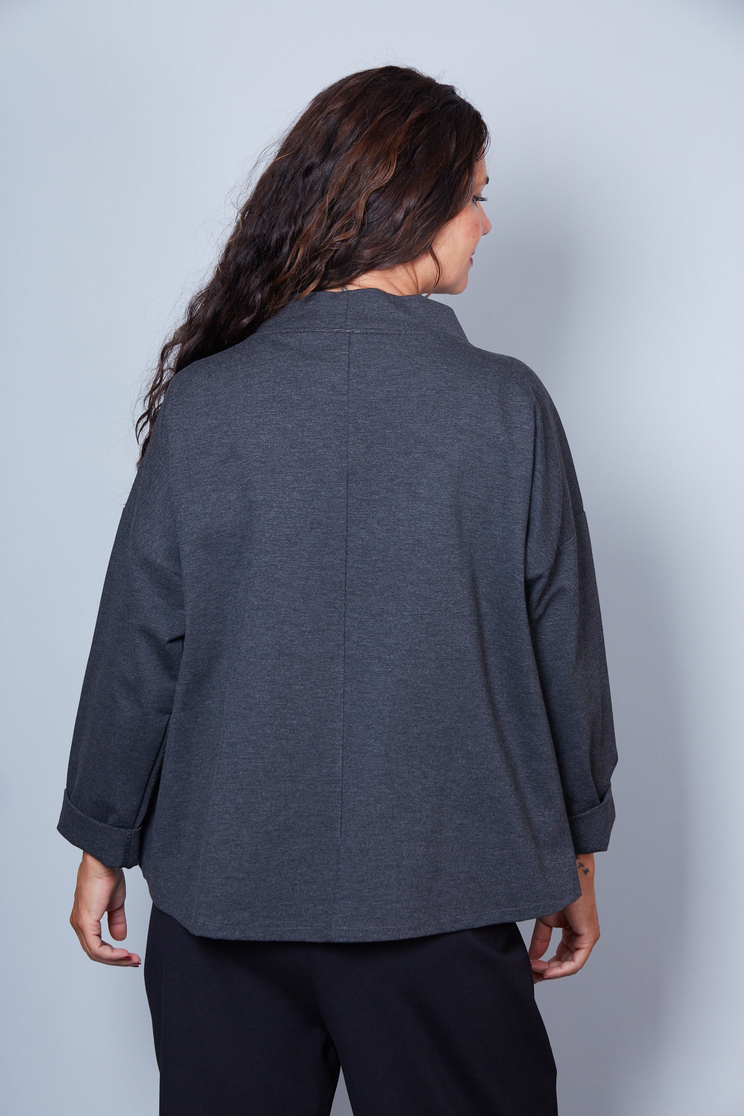 Chaqueta Modelo Beba Color Gris Oscuro