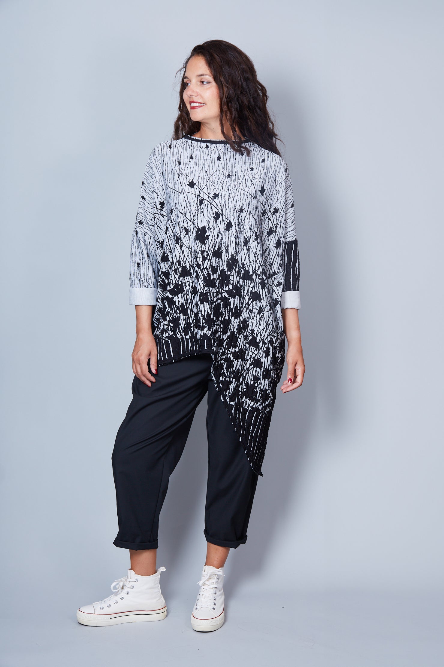 Blusa Modelo Emilia 2 Color Gris/Negro