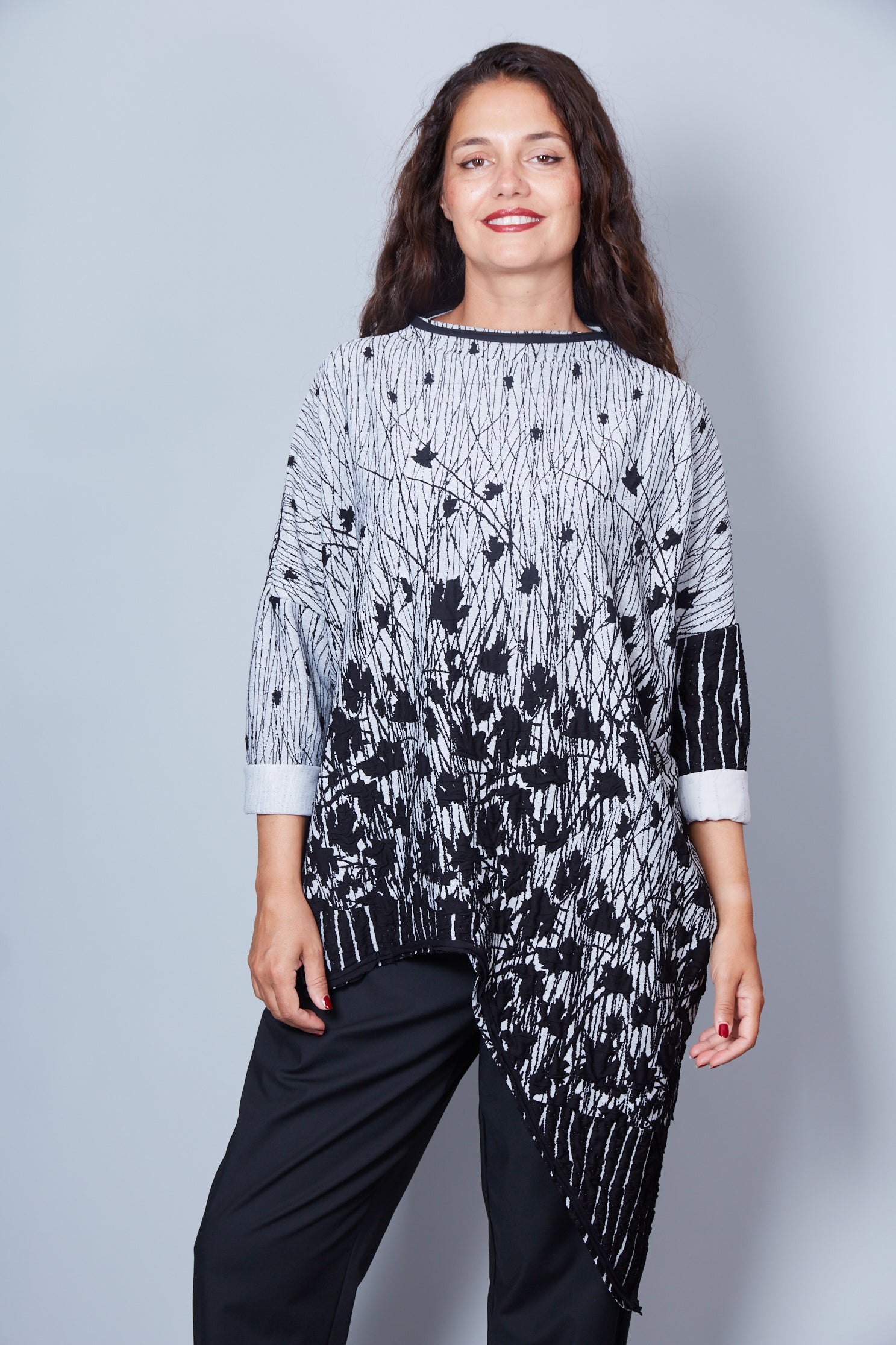 Blusa Modelo Emilia 2 Color Gris/Negro