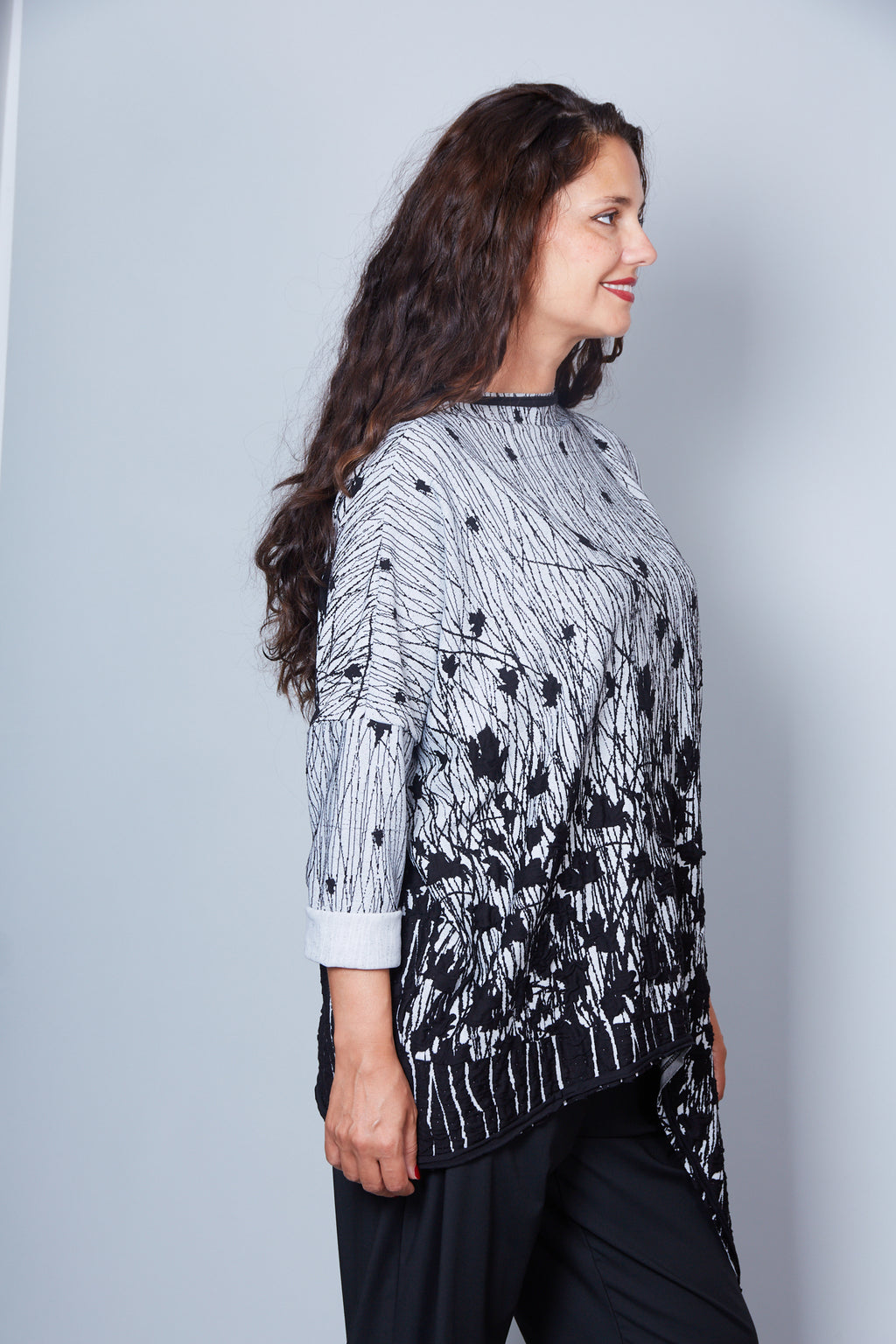 Blusa Modelo Emilia 2 Color Gris/Negro