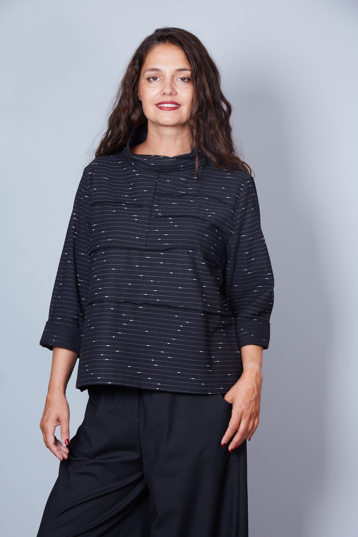 Blusa Modelo Dina Color Negro