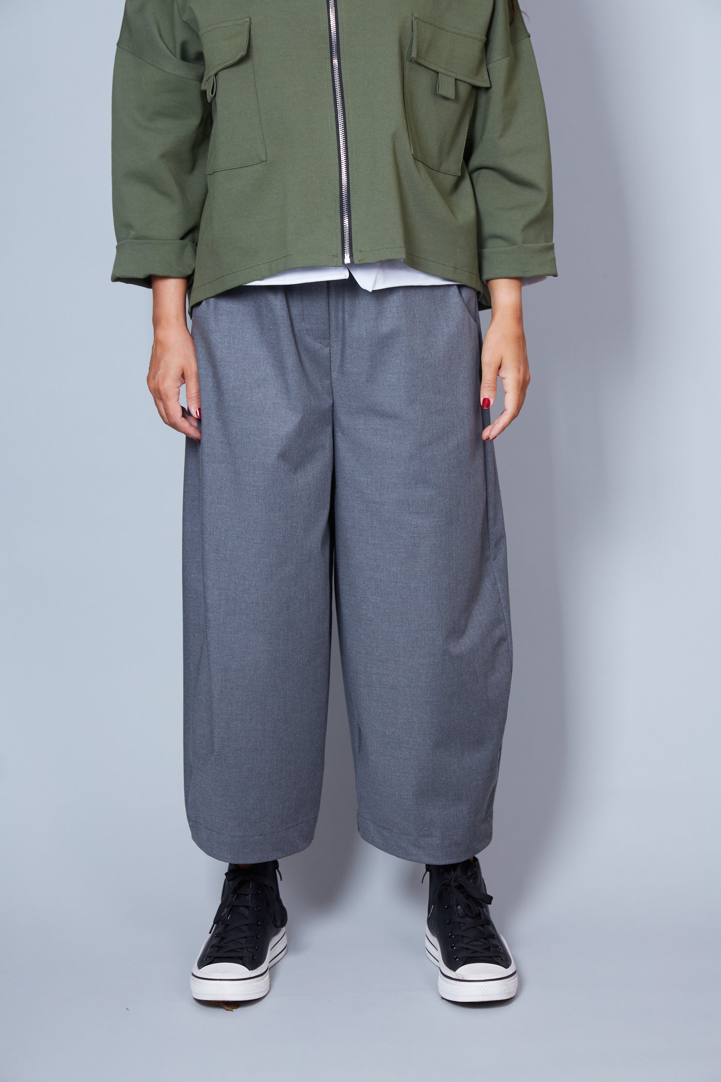 Pantalón Modelo Sally Color Gris