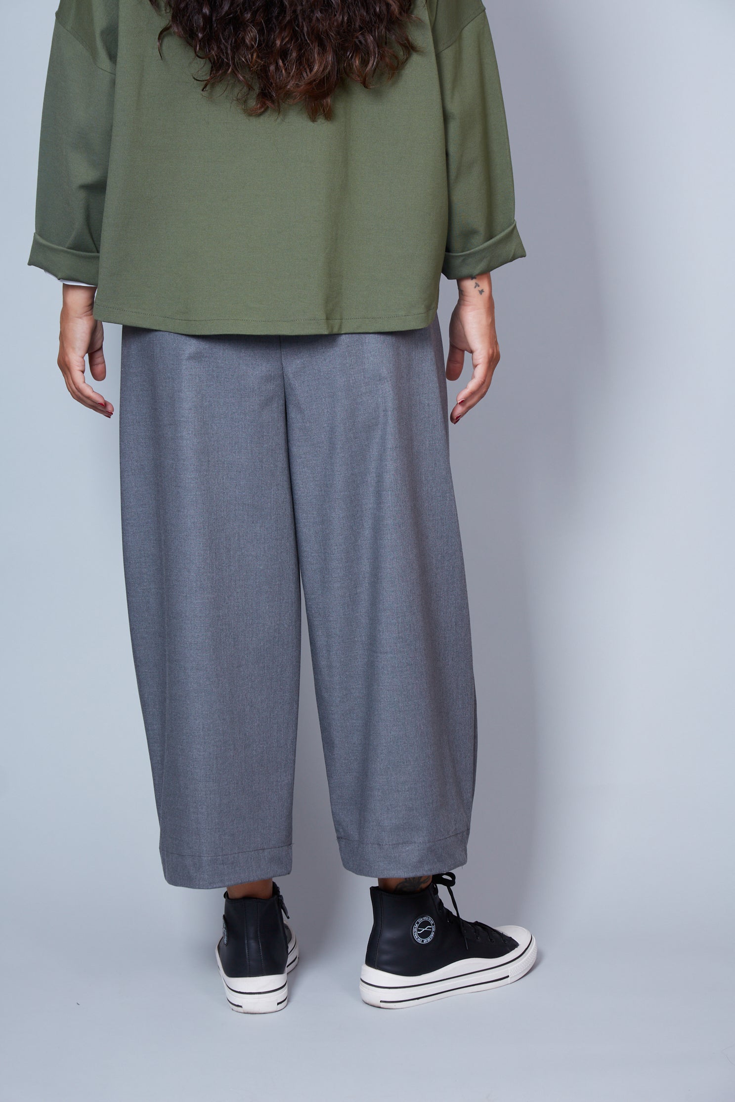 Pantalón Modelo Sally Color Gris