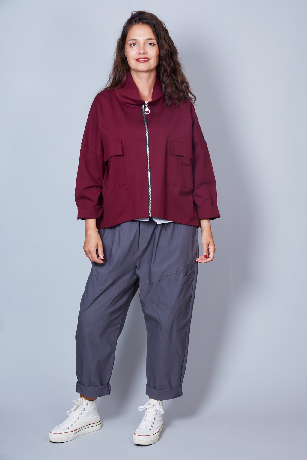 Pantalón Modelo Neiva Color Gris Oscuro