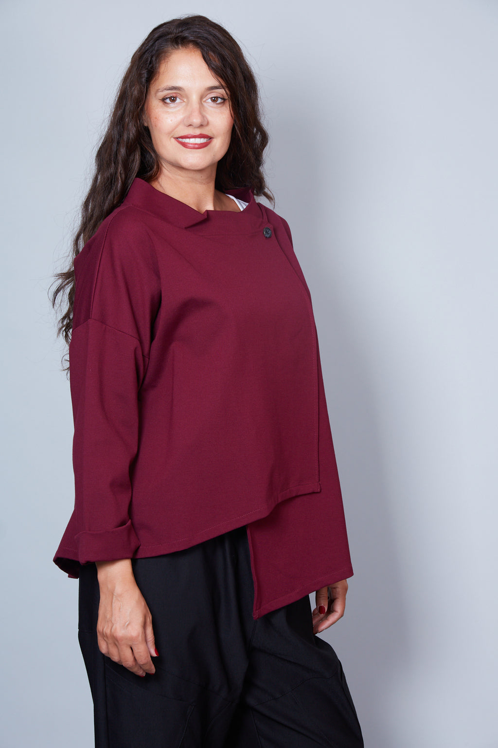 Chaqueta Modelo Beba Color Vino