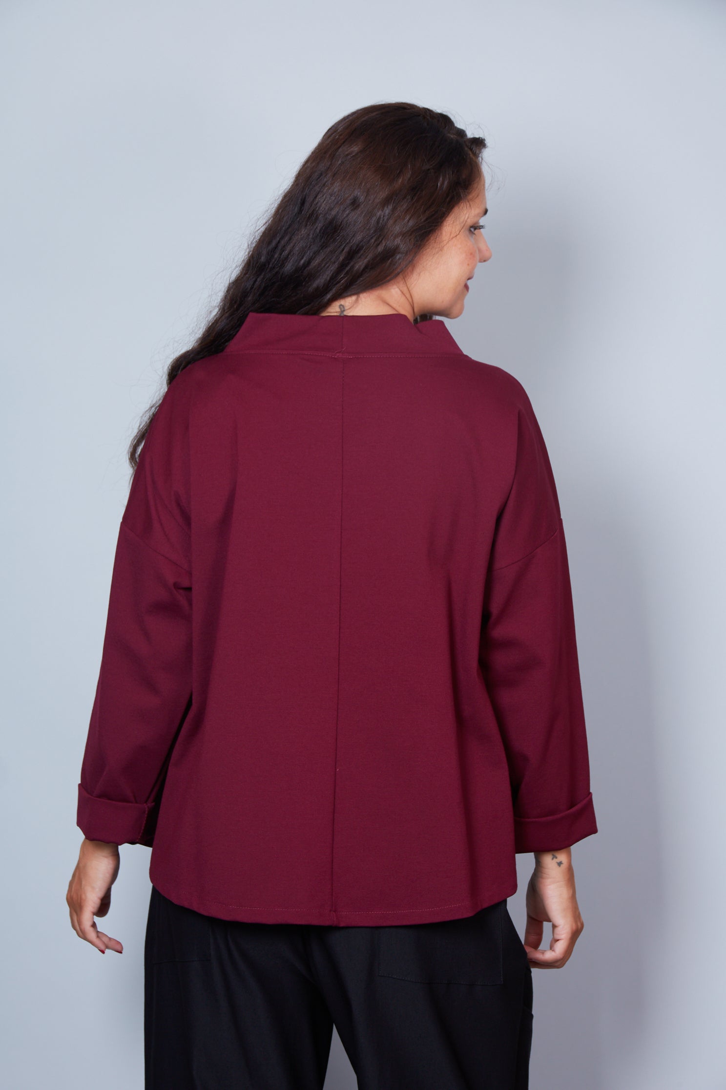 Chaqueta Modelo Beba Color Vino