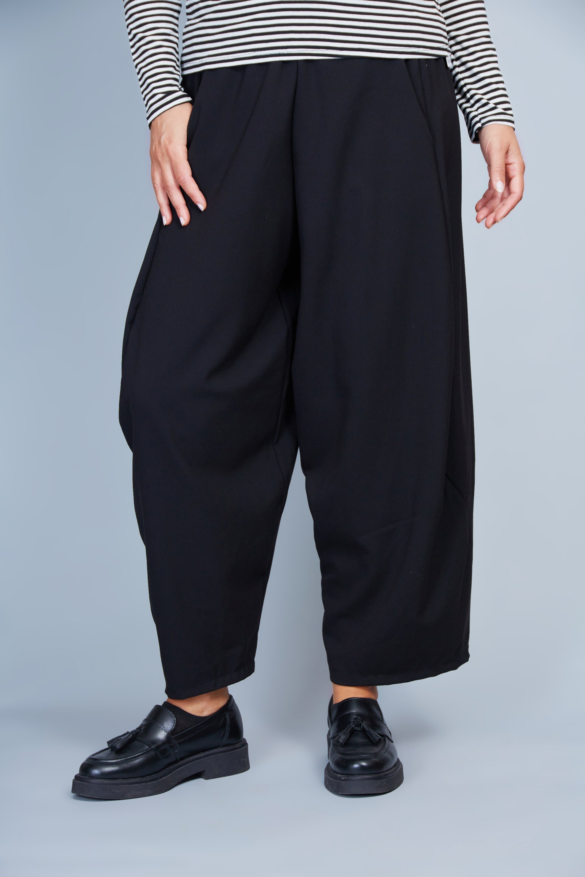 Pantalón Modelo Sailor Color Negro