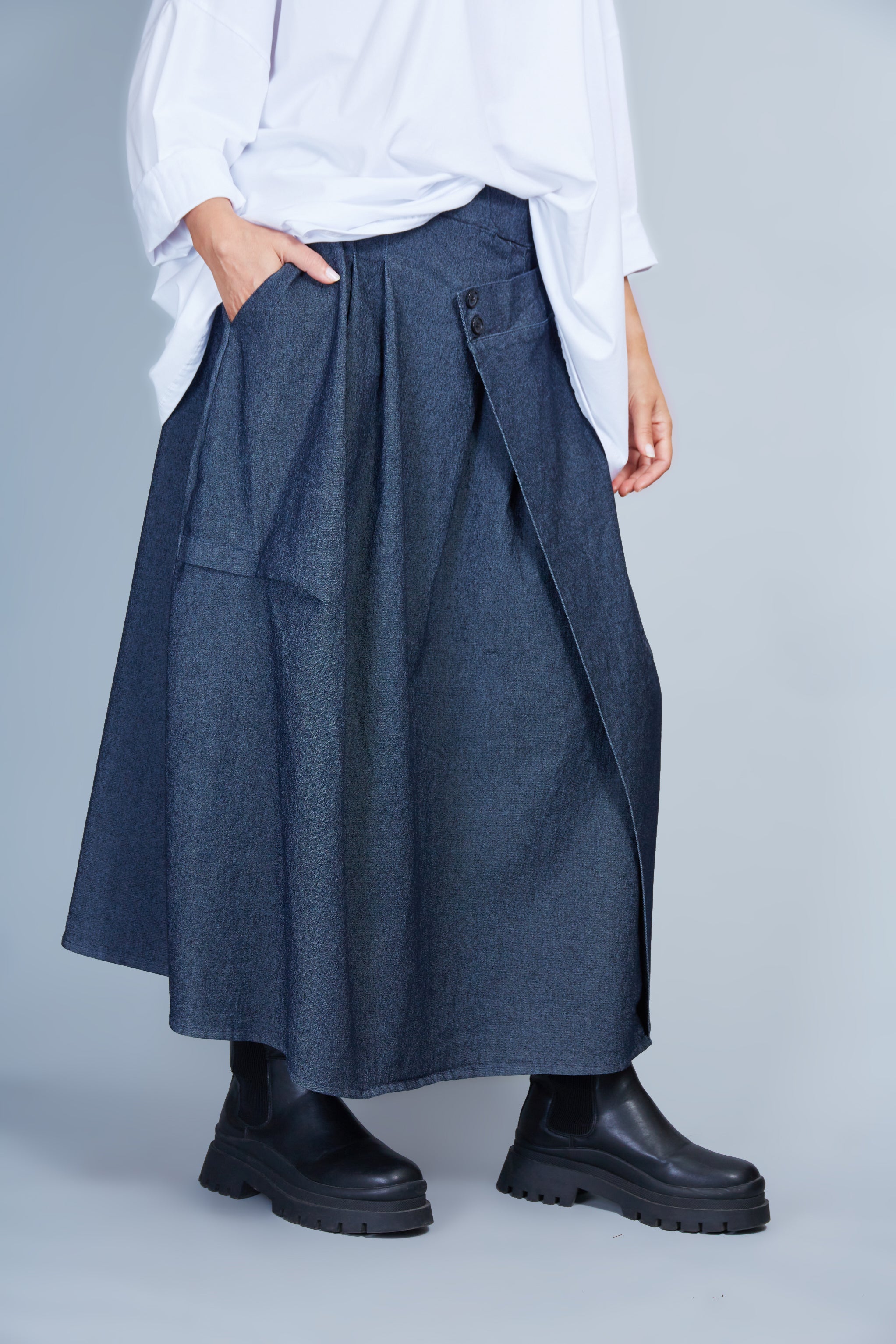 Falda Modelo Elisabetta