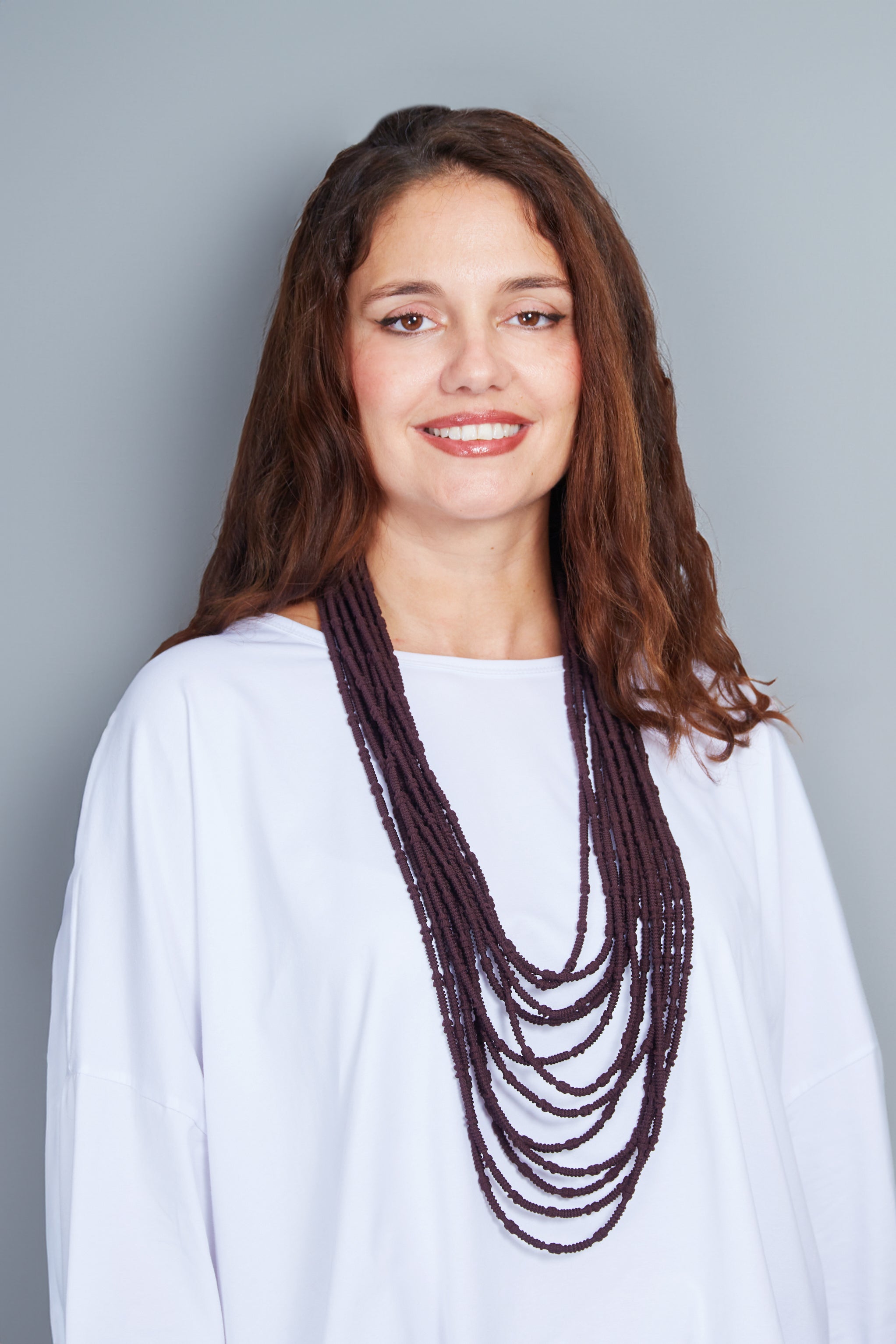 Collar Modelo Pilly Color Marrón