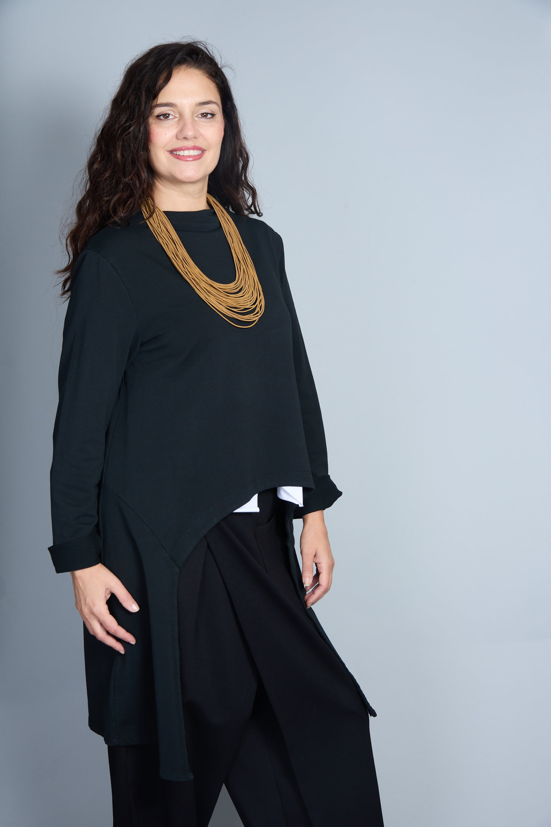 Blusa Modelo VIvi Color Negro