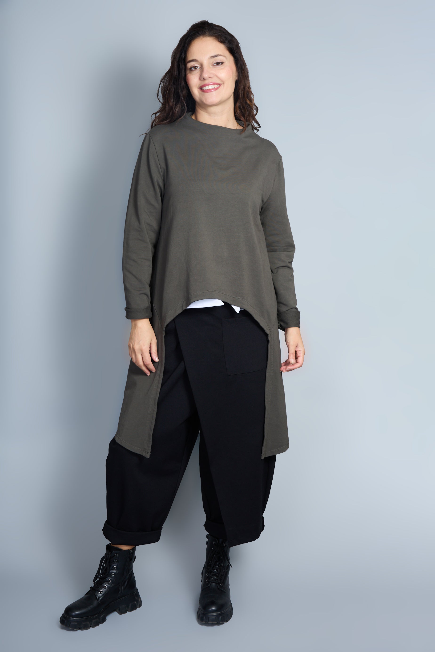 Blusa Modelo VIvi Color Verde Militar