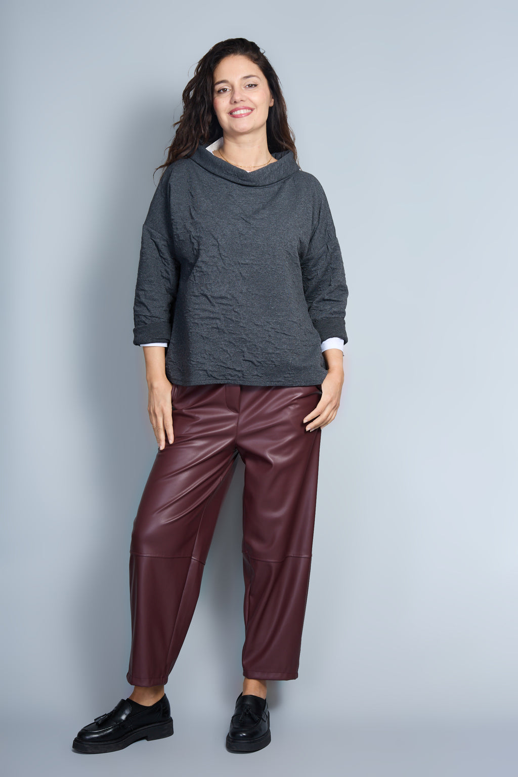 Blusa Modelo Vane Color Gris