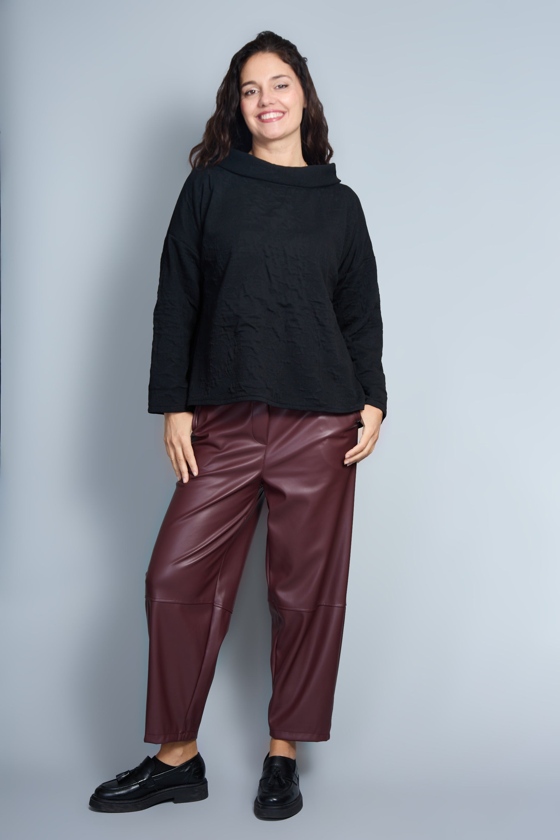 Blusa Modelo Vane Color Negro