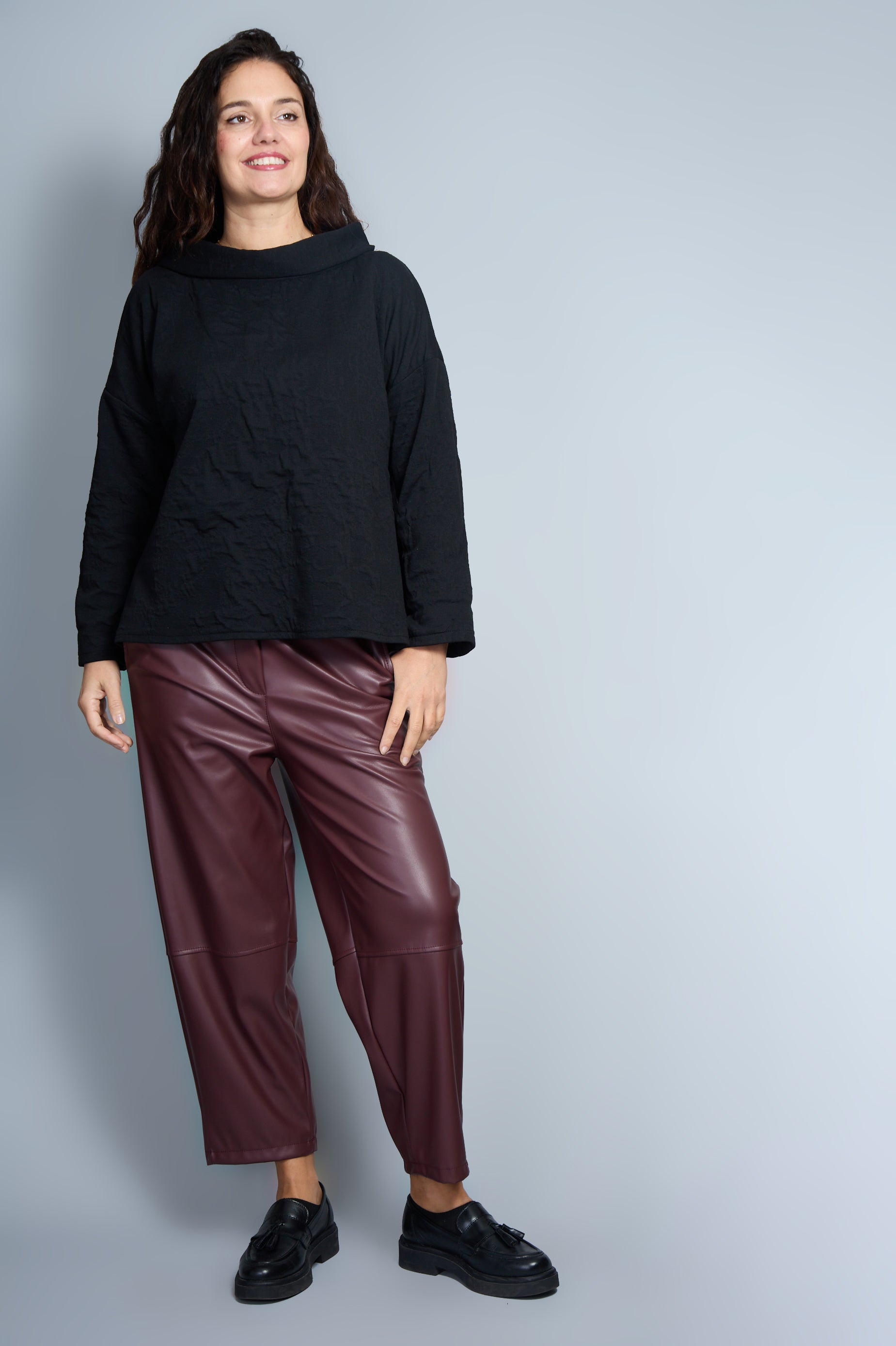 Blusa Modelo Vane Color Negro