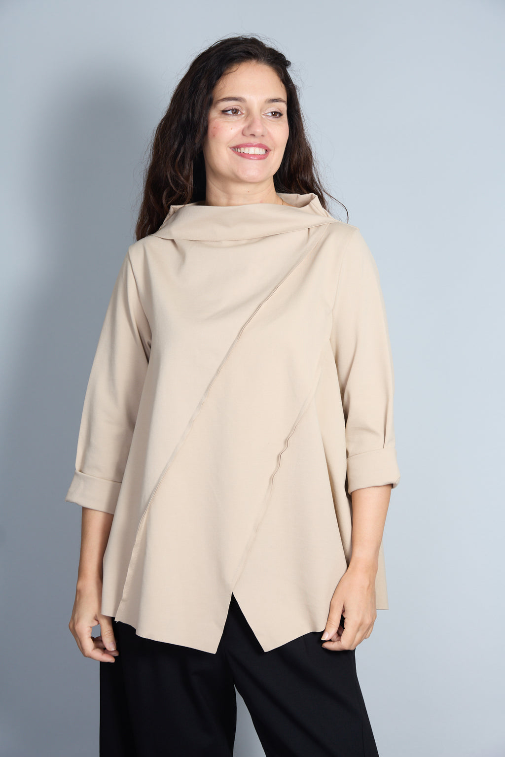 Blusa Modelo Ornella Color Beige