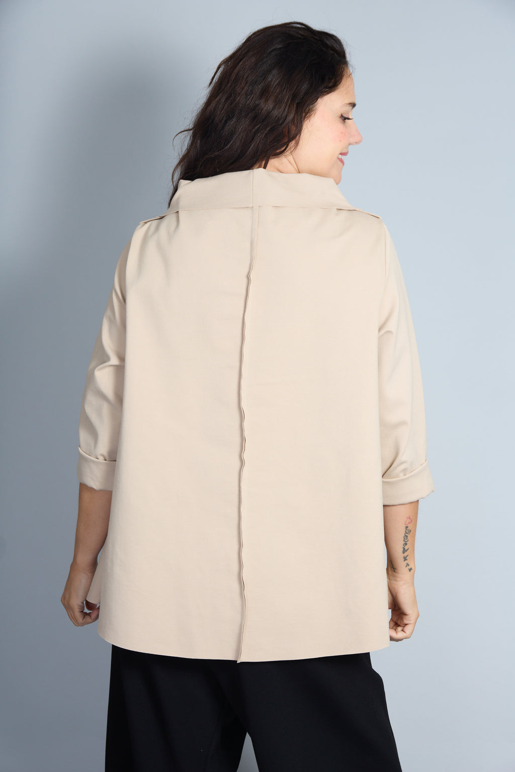 Blusa Modelo Ornella Color Beige