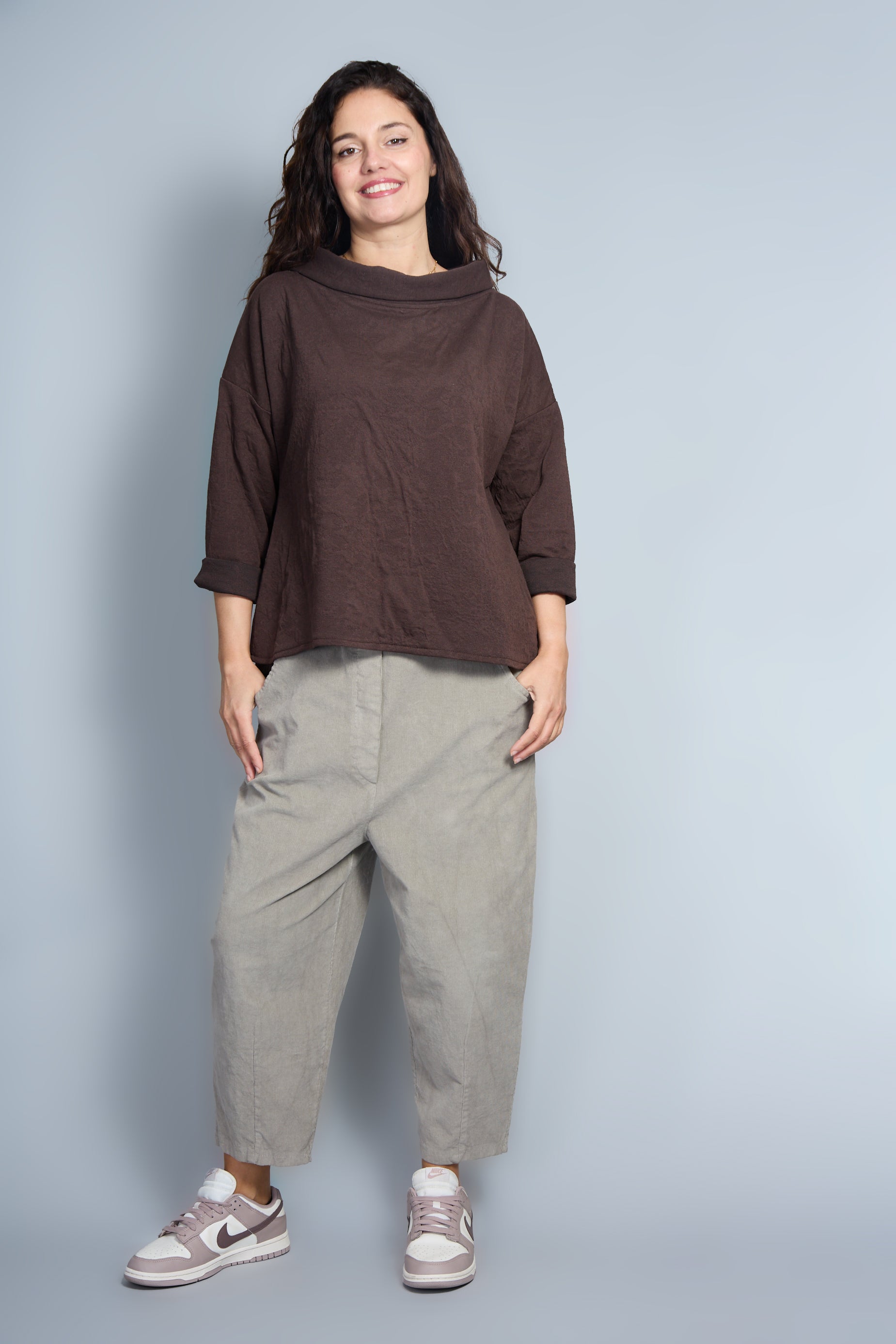 Blusa Modelo Vane Color Marrón