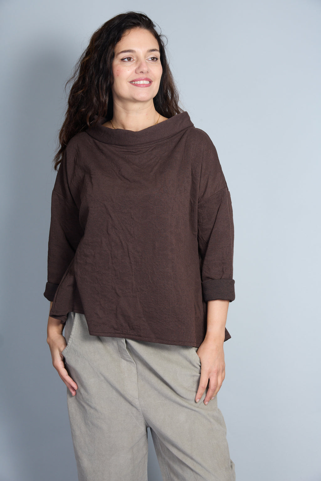 Blusa Modelo Vane Color Marrón