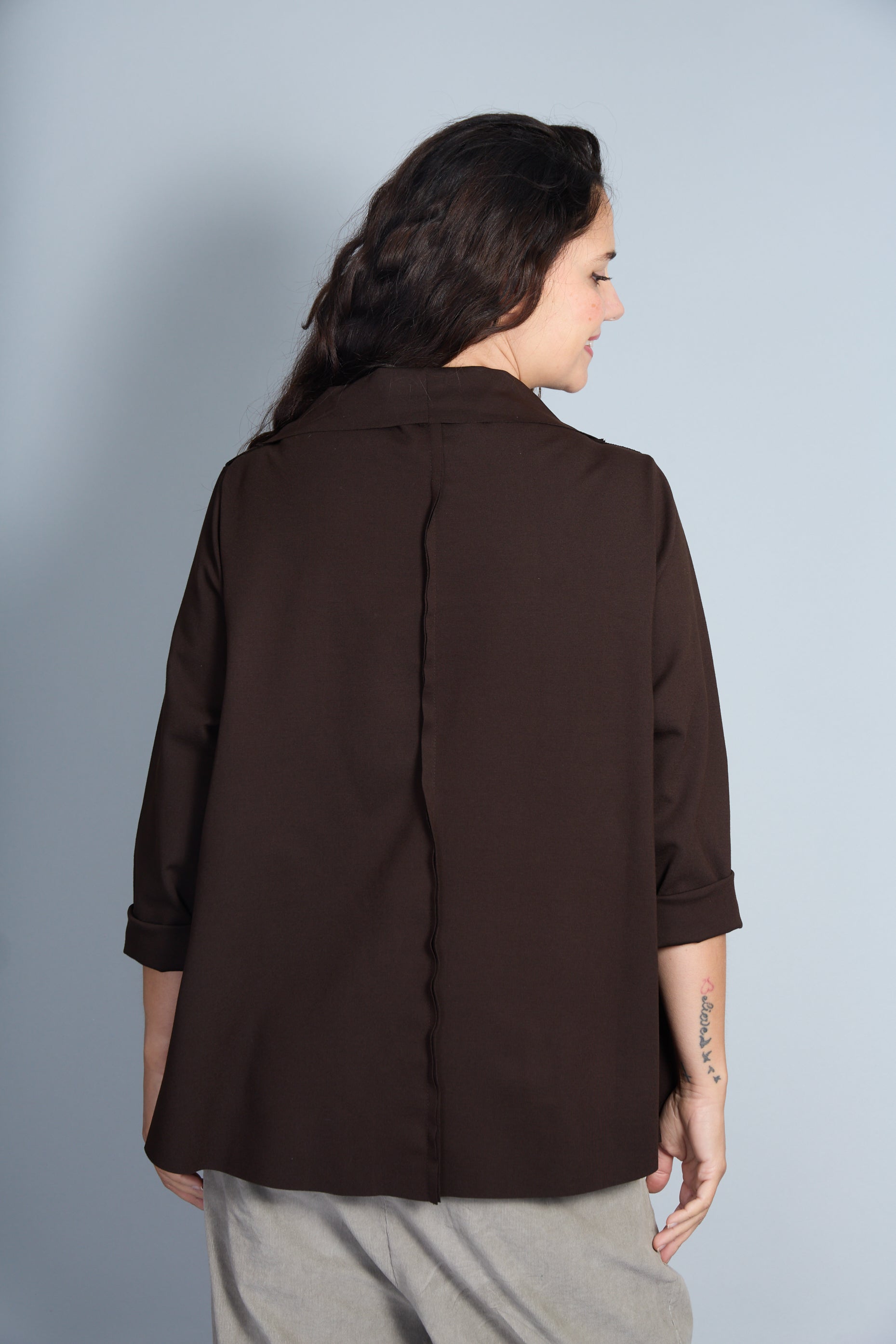 Blusa Modelo Ornella Color Marrón