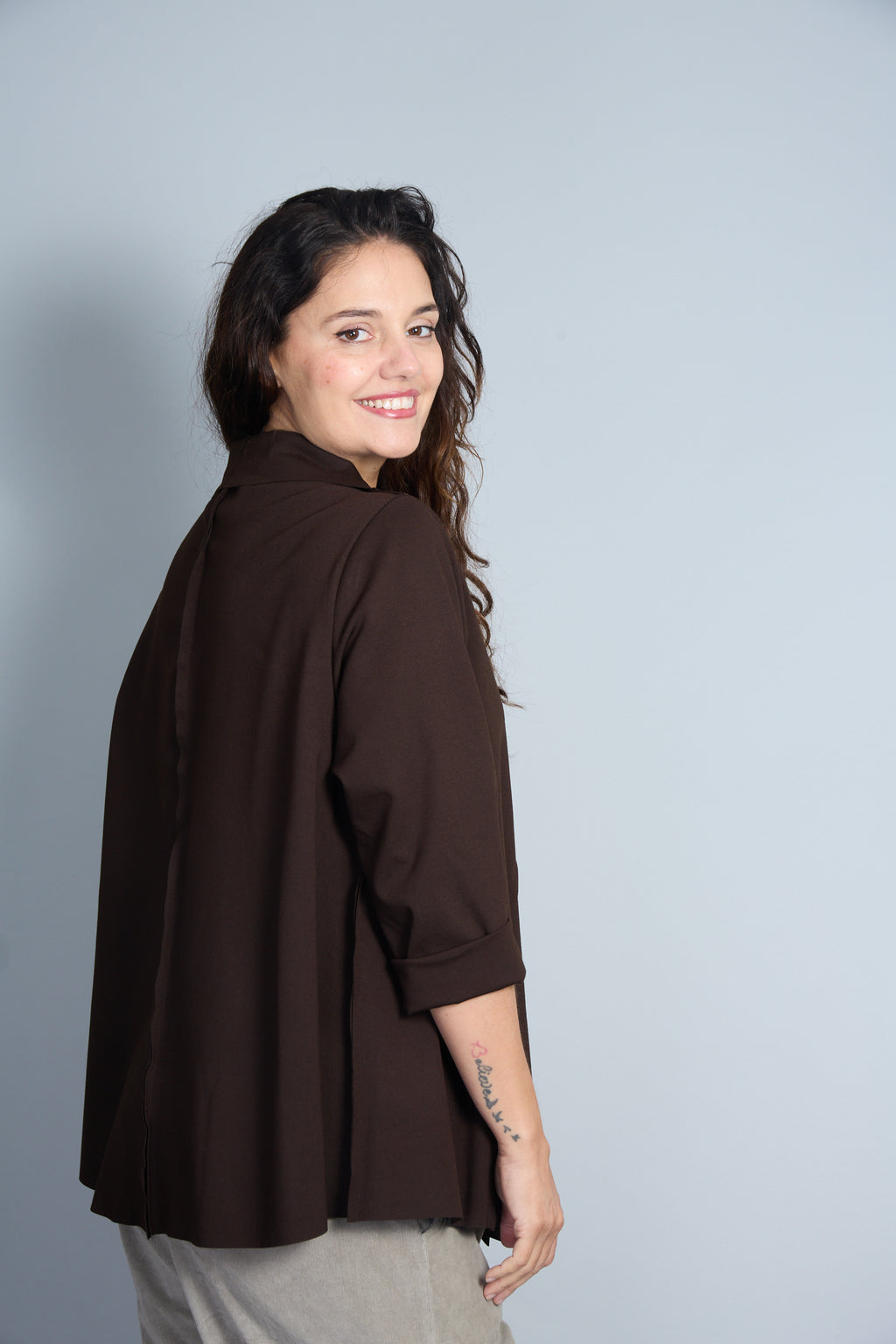 Blusa Modelo Ornella Color Marrón