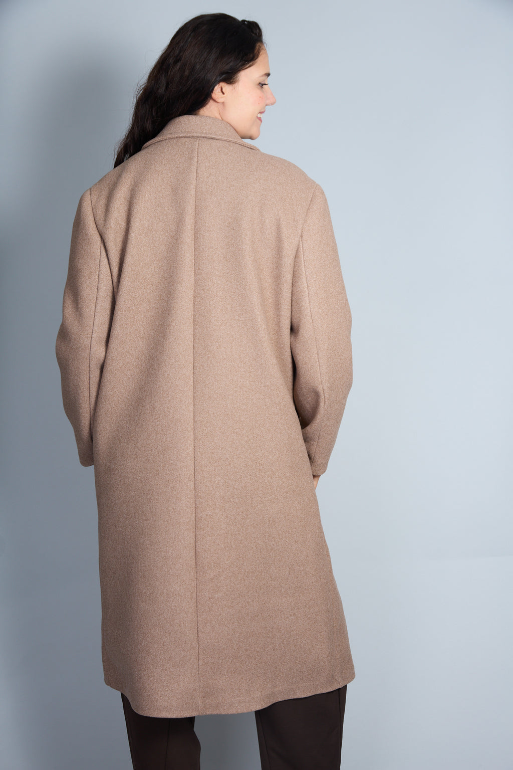 Abrigo Modelo Samuela Color Beige