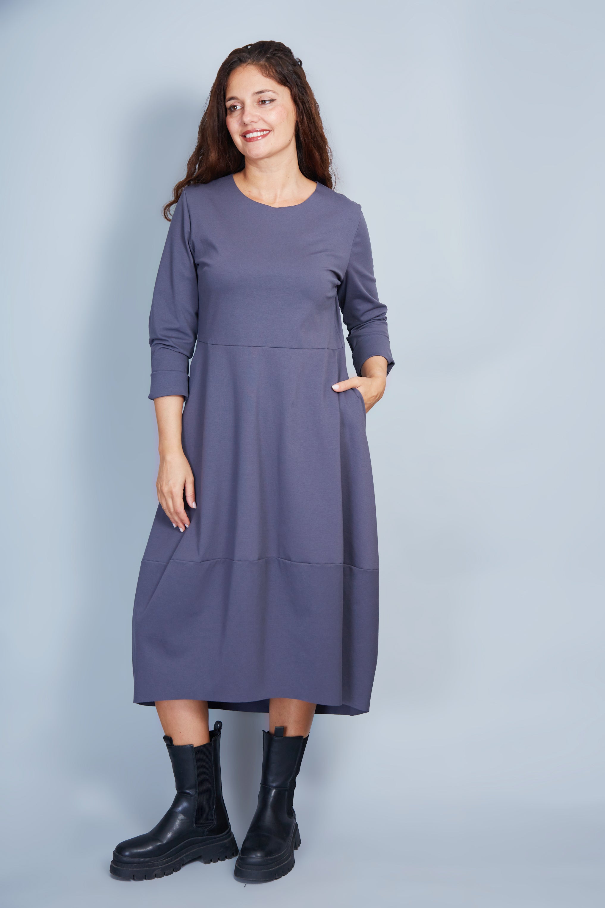 Vestido Modelo Nahir Color Gris Plomo