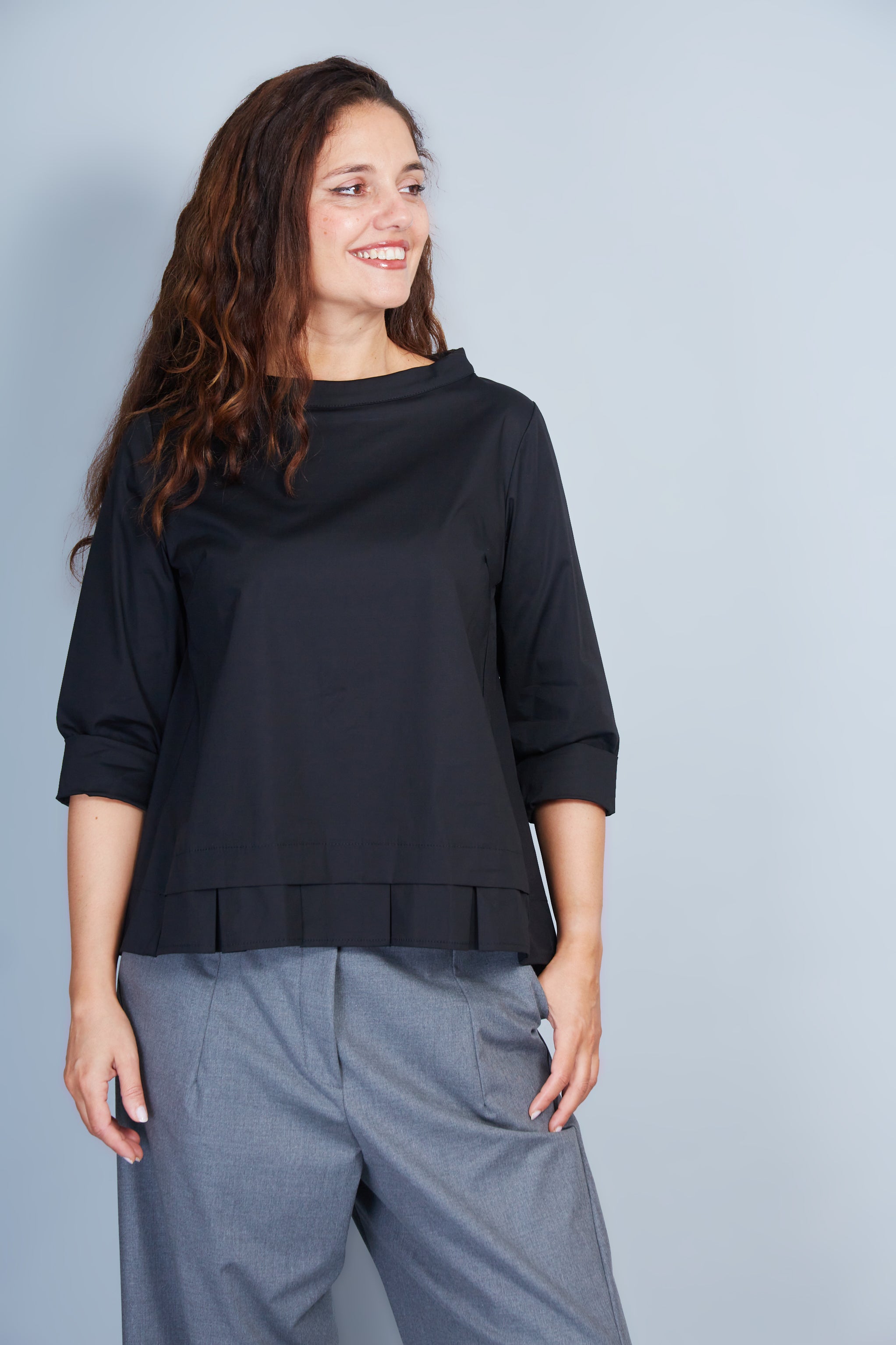 Blusa Modelo Maruska Color Negro