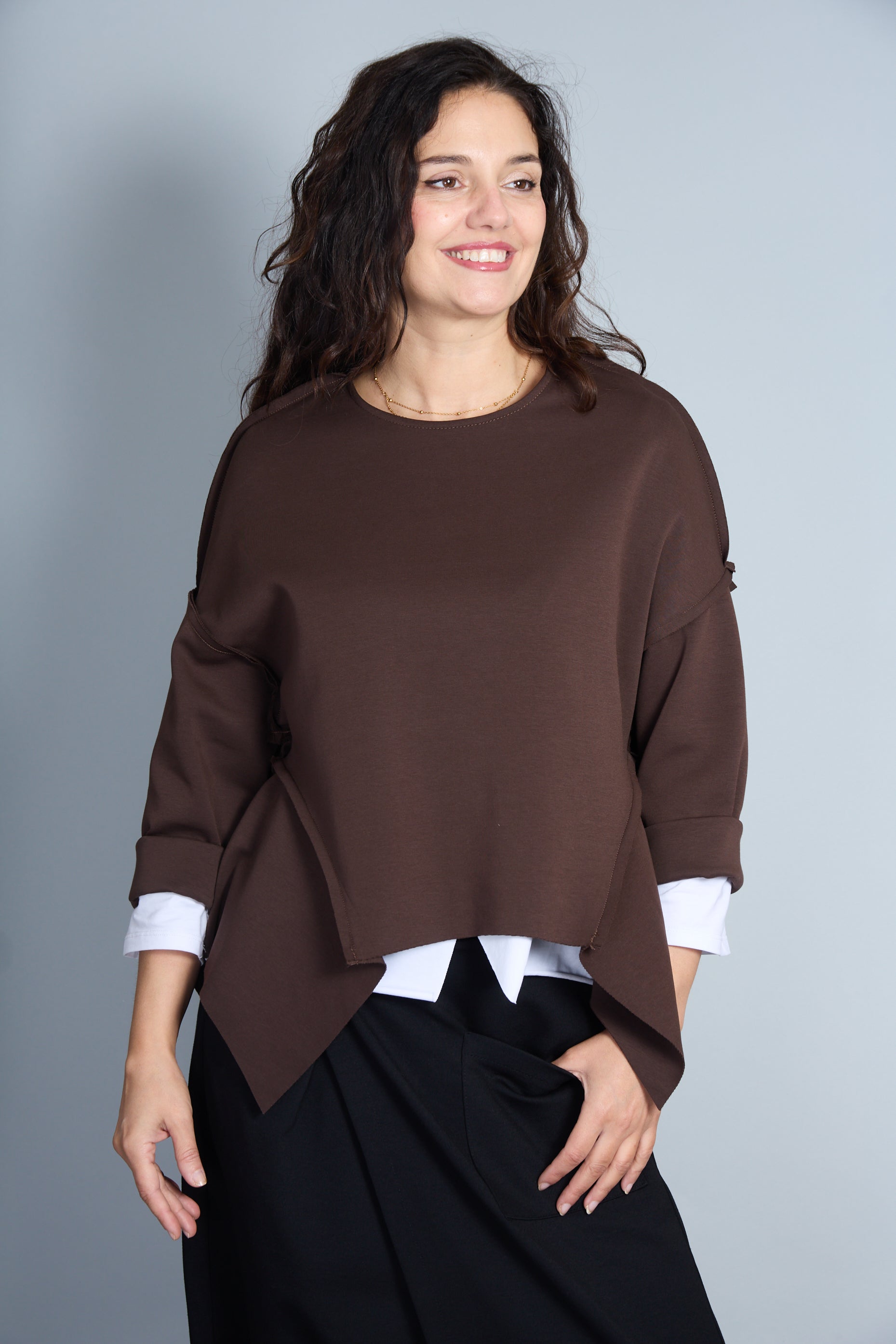 Sudadera Modelo Wanda Color Marrón