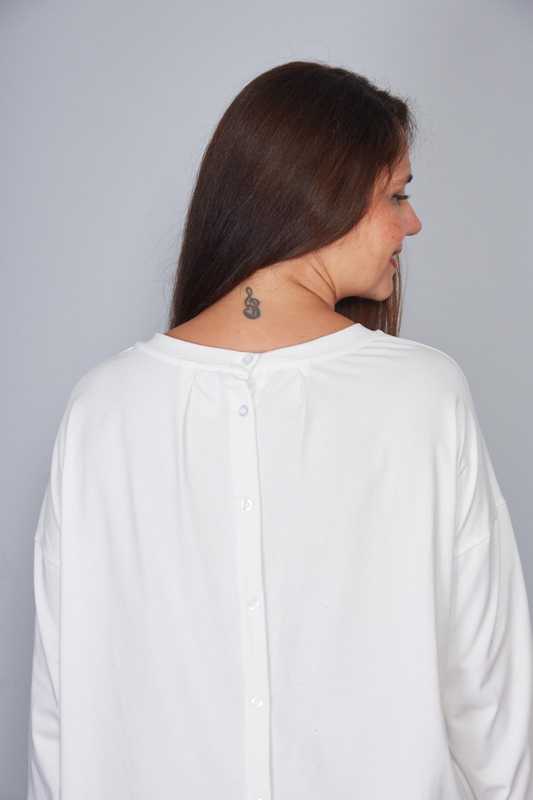Camiseta Modelo Evelina Color Blanco Roto