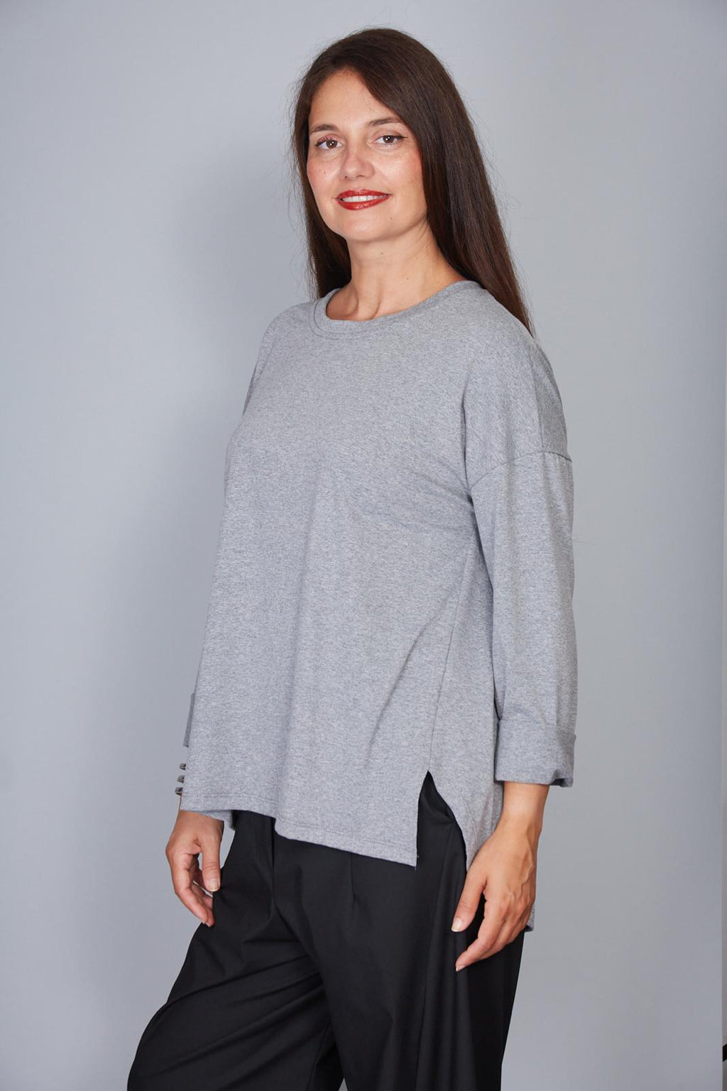 Camiseta Modelo Evelina Color Gris Melange