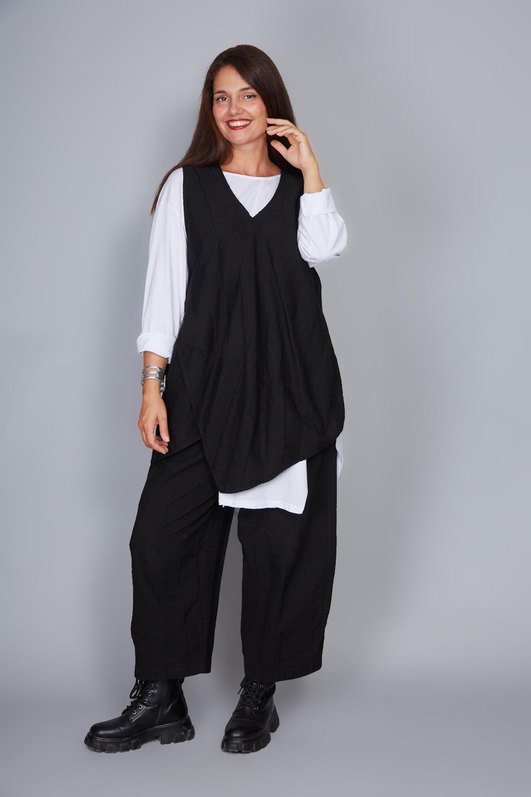 Chaleco Modelo Eliana Color Negro