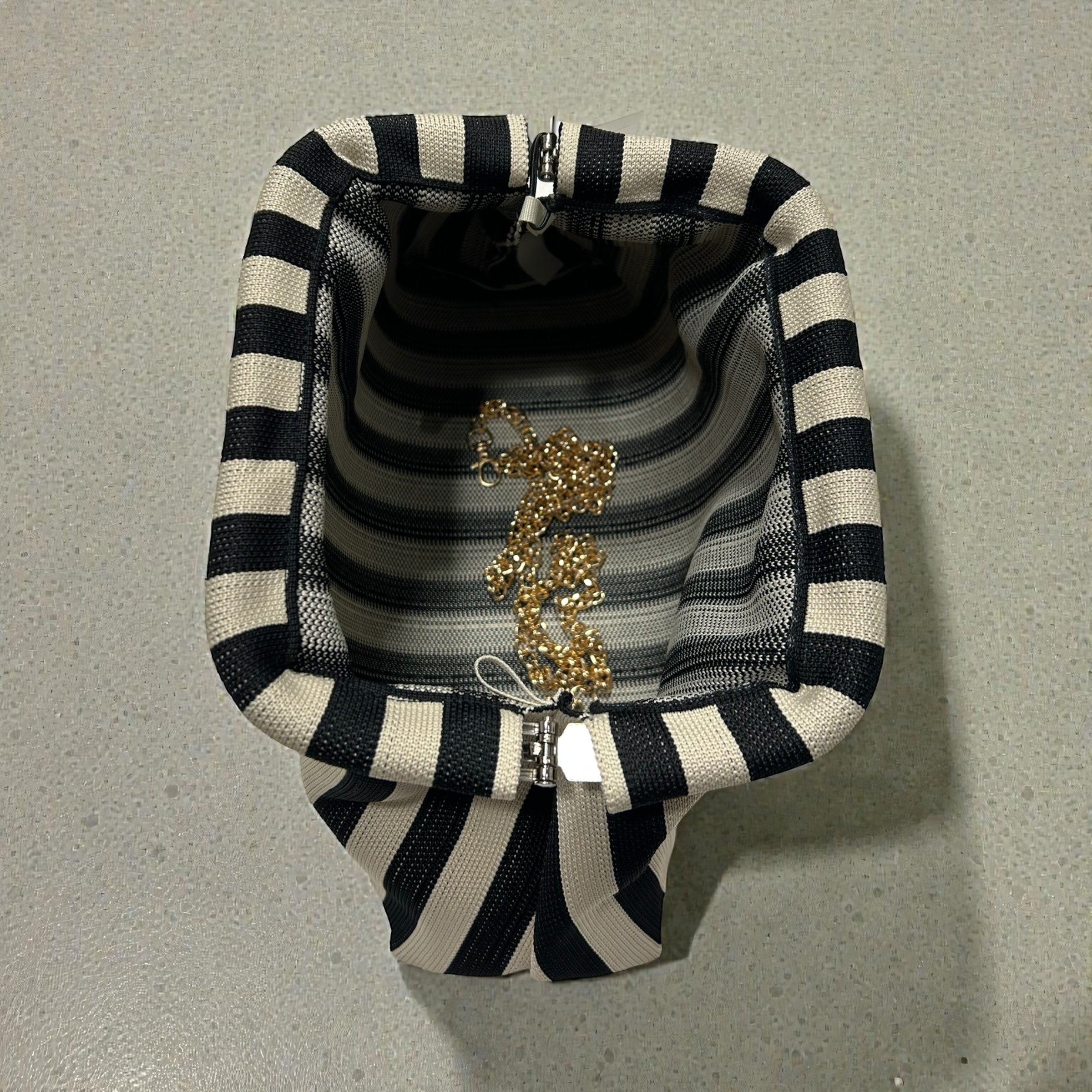 Bolso Margherita Rayas Negras