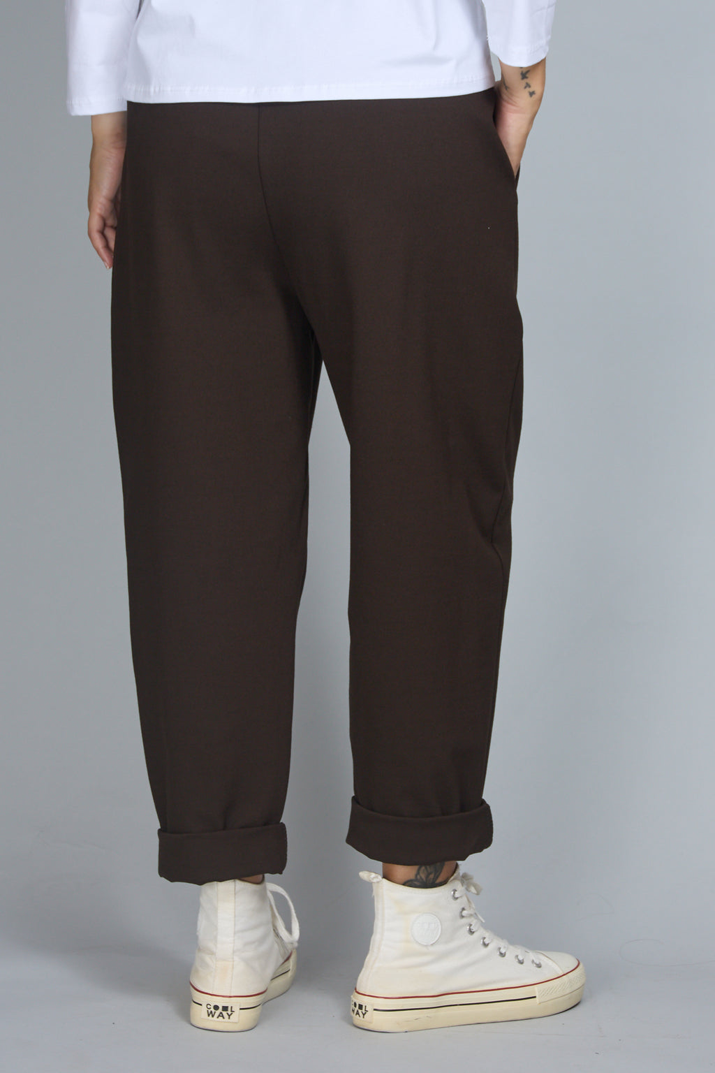 Pantalón Fergy Marrón Chocolate