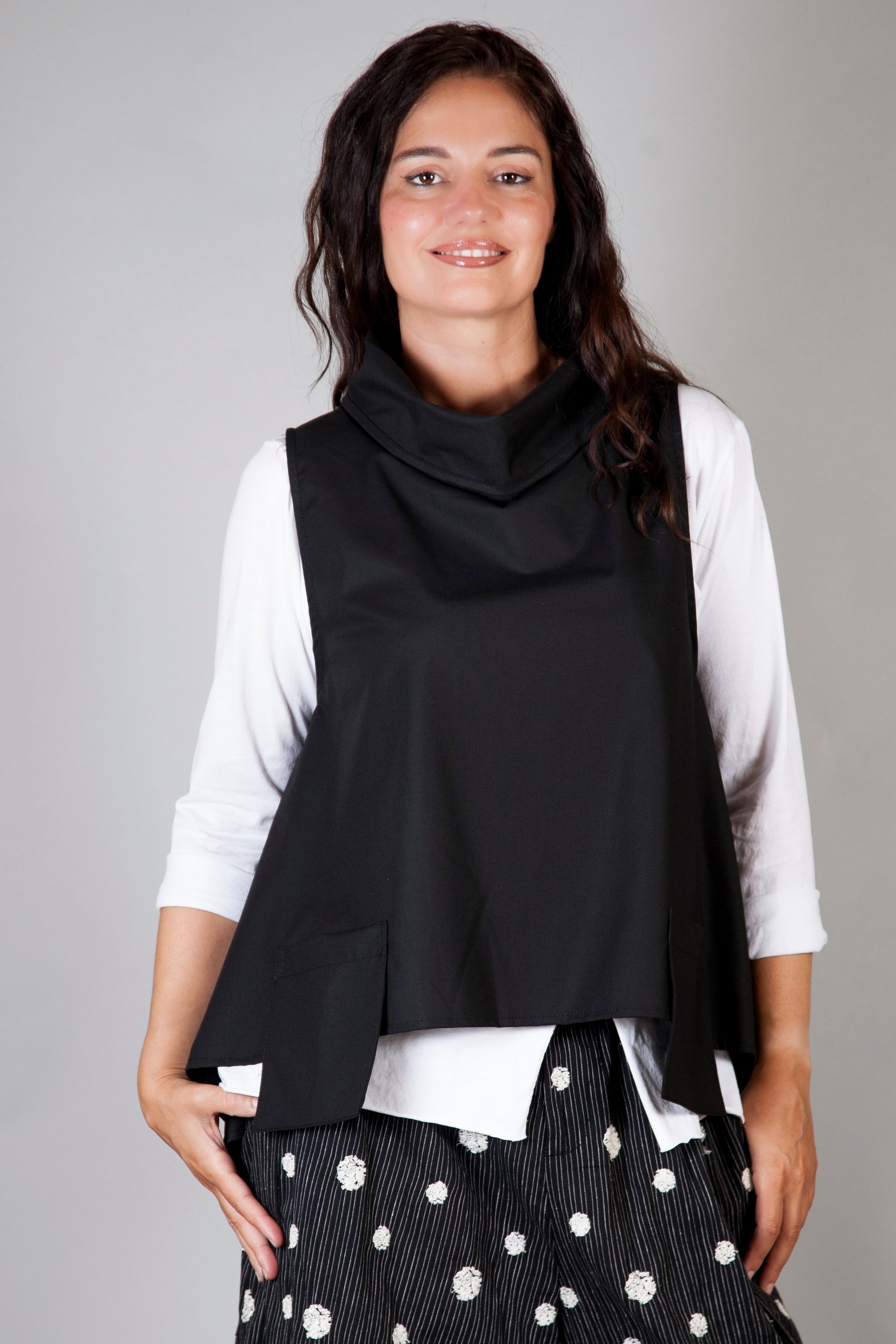 Chaleco Lia Wendy Trendy Negro