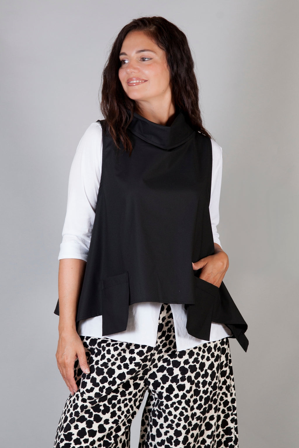 Chaleco Lia Wendy Trendy Negro