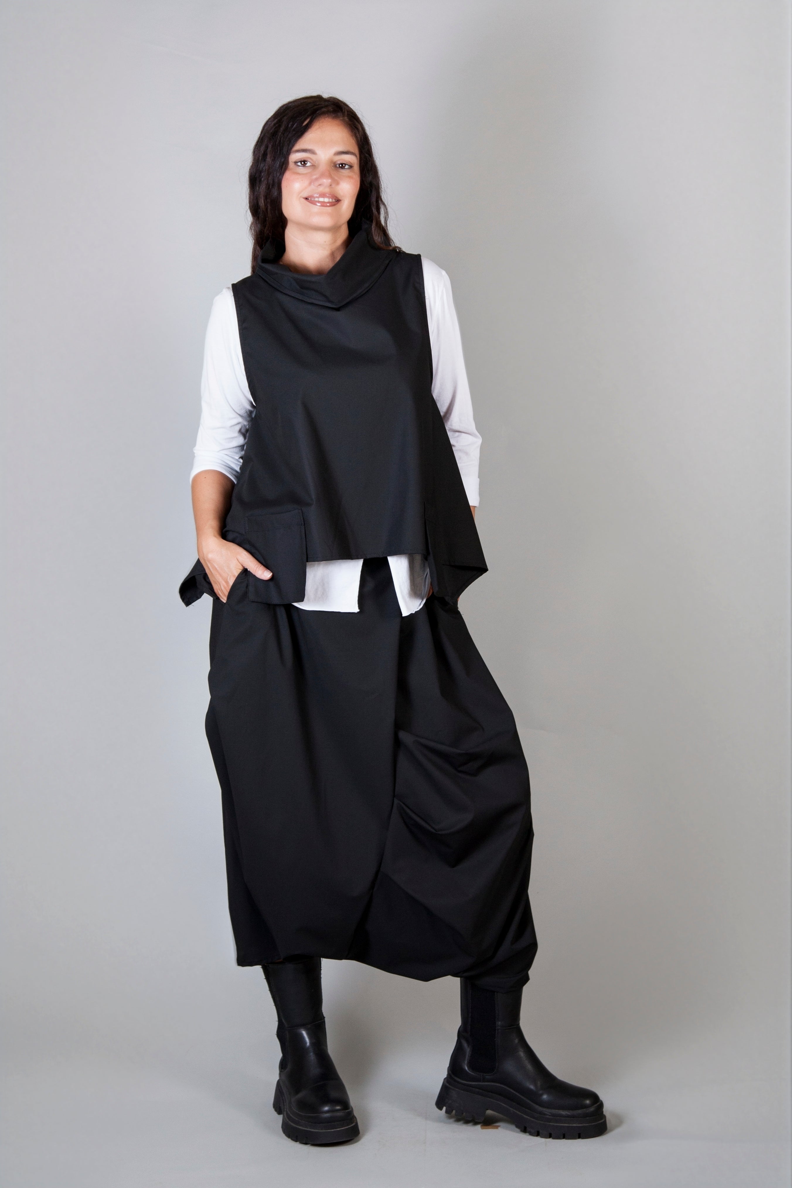 Falda/Pantalón Leila Wendy Trendy Negro