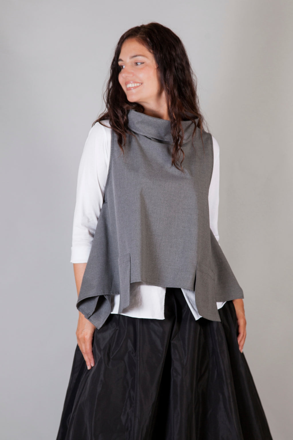 Chaleco Lia Wendy Trendy Gris Antracita