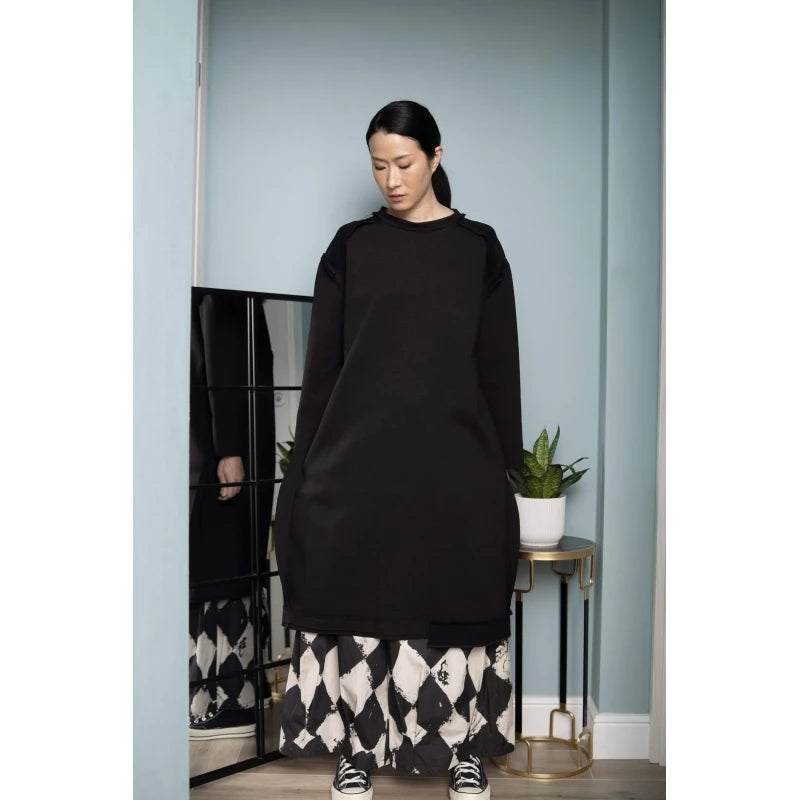 Vestido Modelo Peony Color Negro