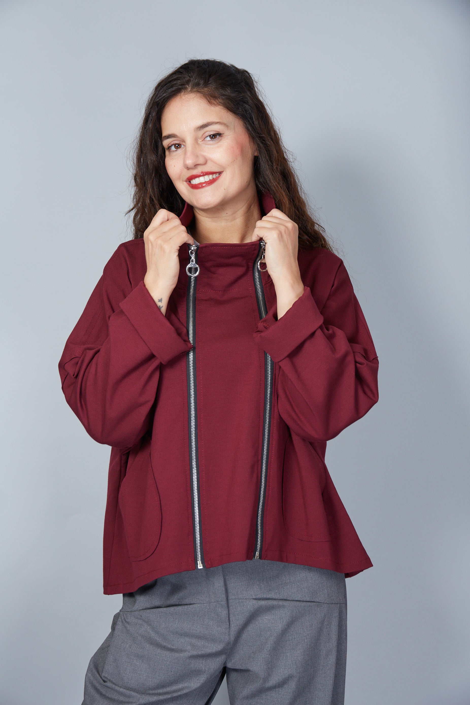 Chaqueta Modelo Dioniso Color Granate