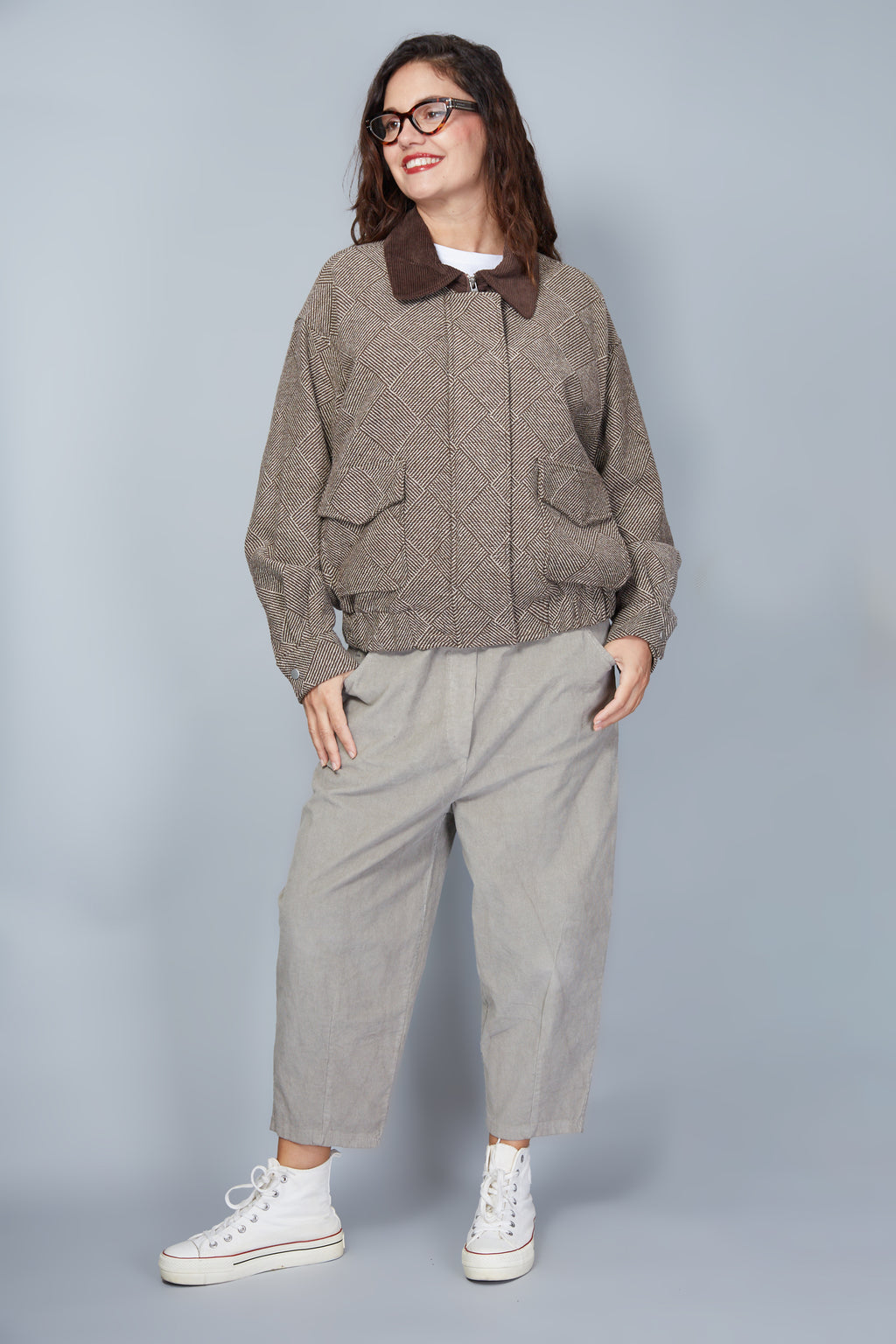 Pantalón Modelo Zamila Color Beige