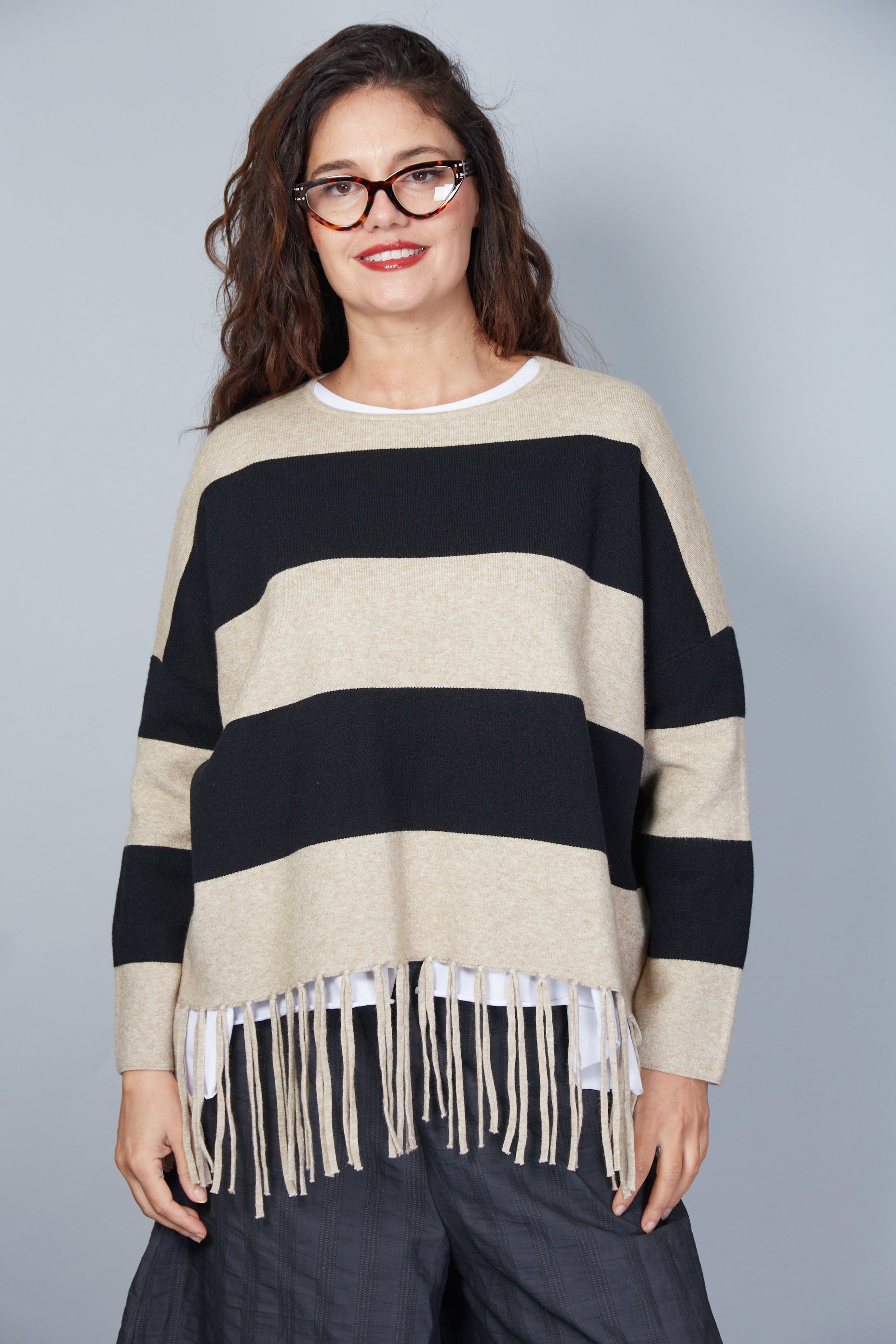 JERSEY MODELO PALERMO COLOR NEGRO/BEIGE