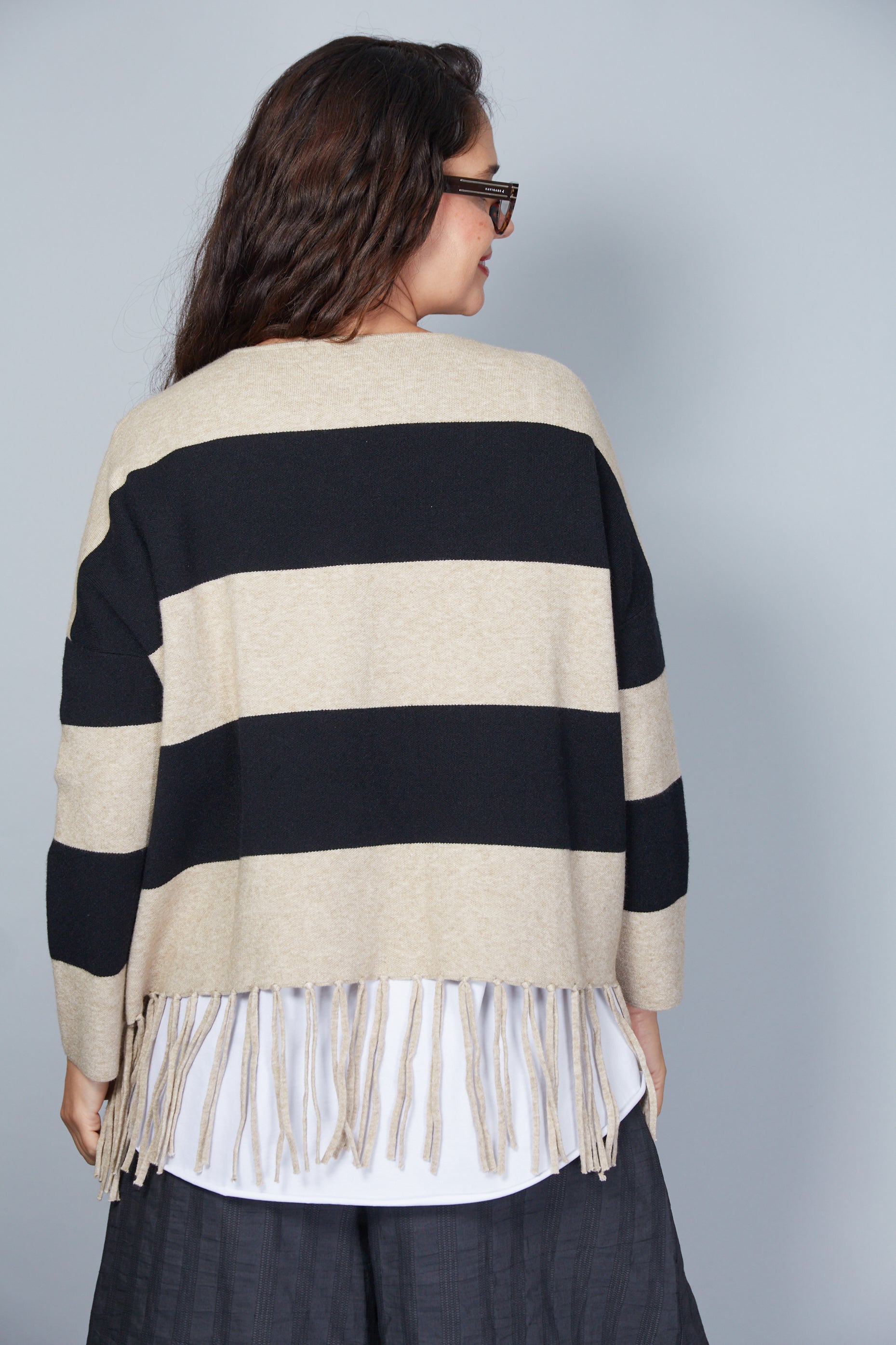 JERSEY MODELO PALERMO COLOR NEGRO/BEIGE