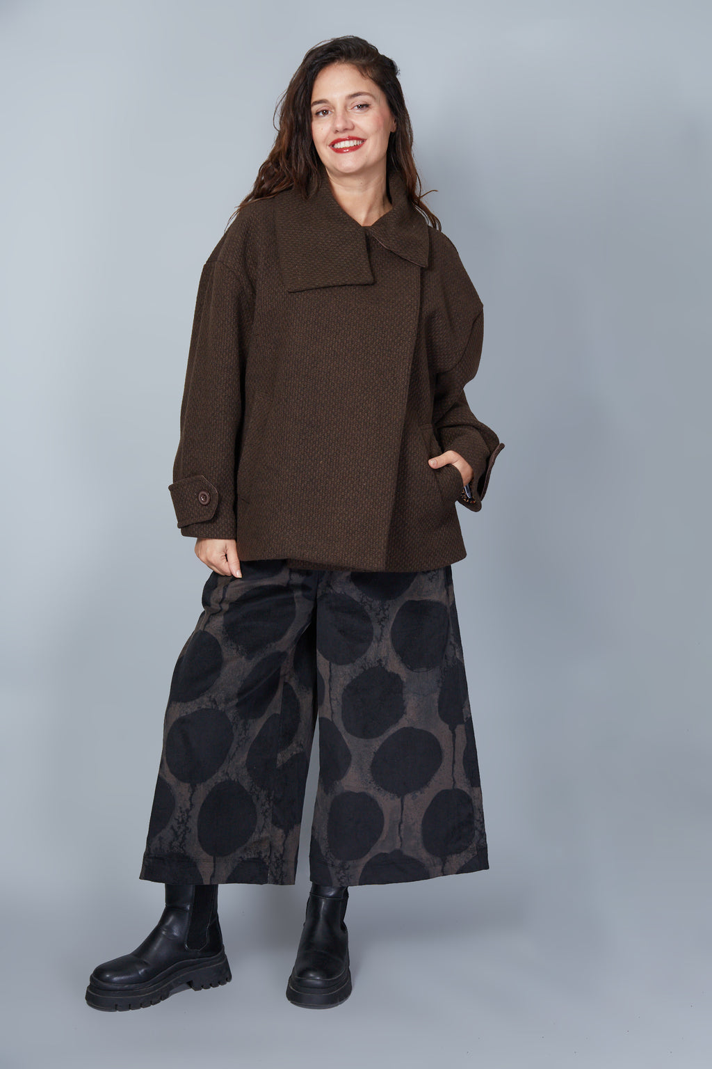 Chaqueta Modelo Albertina Color Marrón