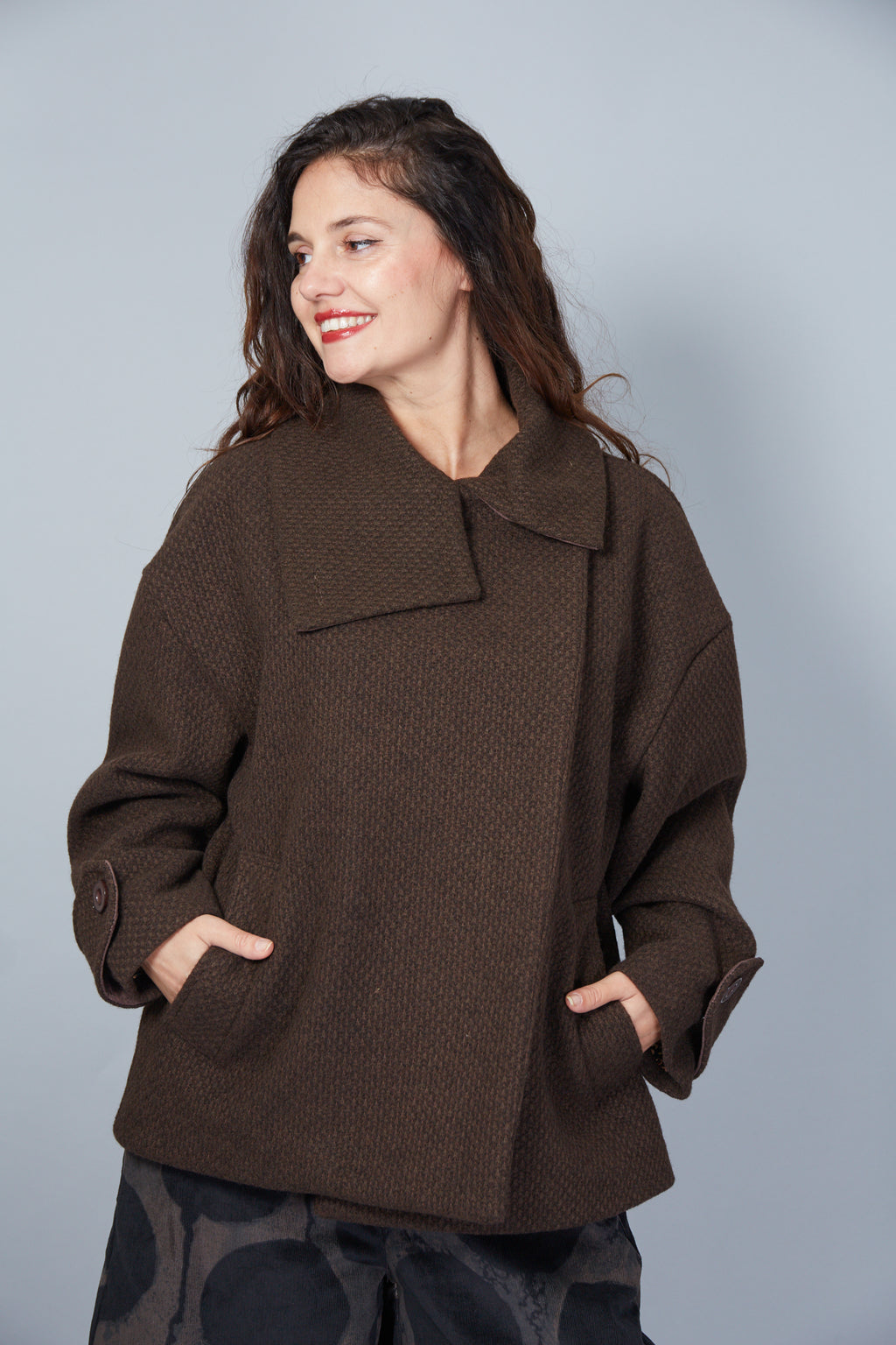 Chaqueta Modelo Albertina Color Marrón