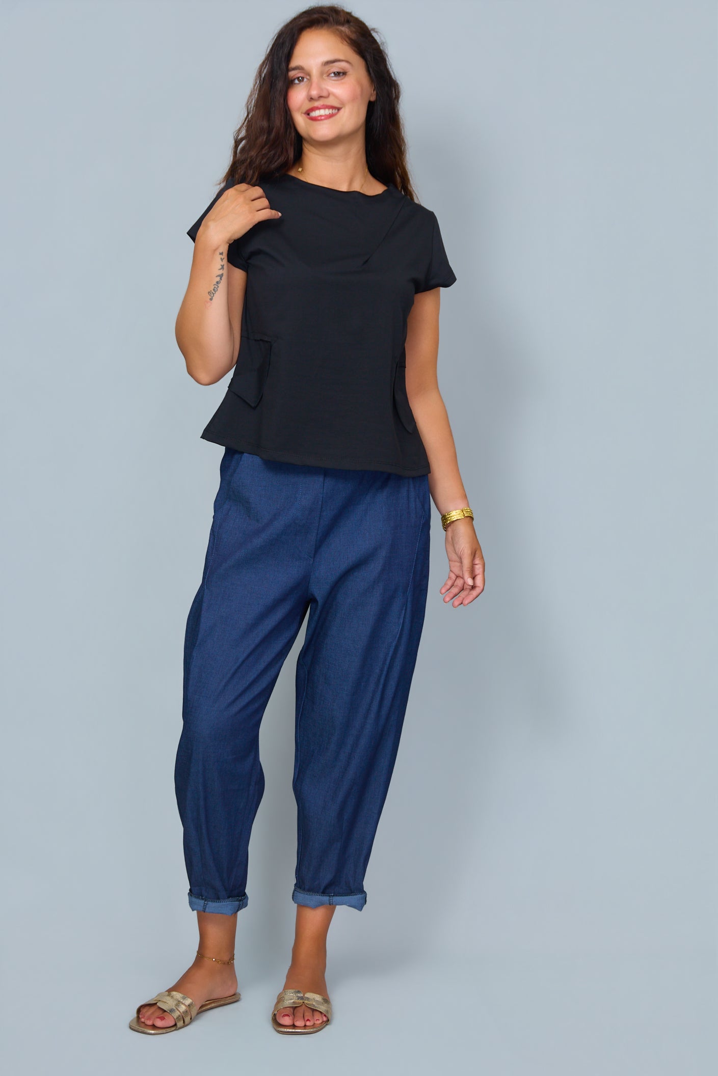 Camiseta Anabella Negro